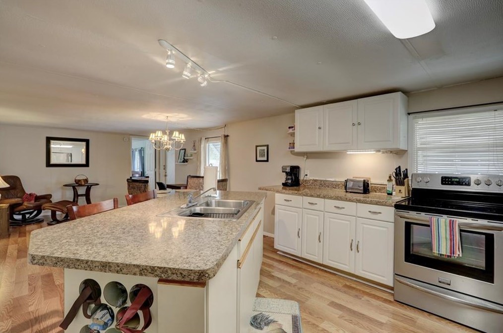 467 Egret Cir, Sebastian FL  32976-7483 exterior
