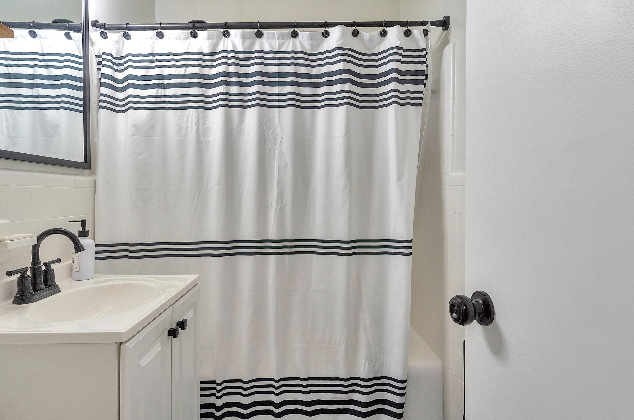 702 Snowden Dr, Lake Worth FL  33461-5734 exterior