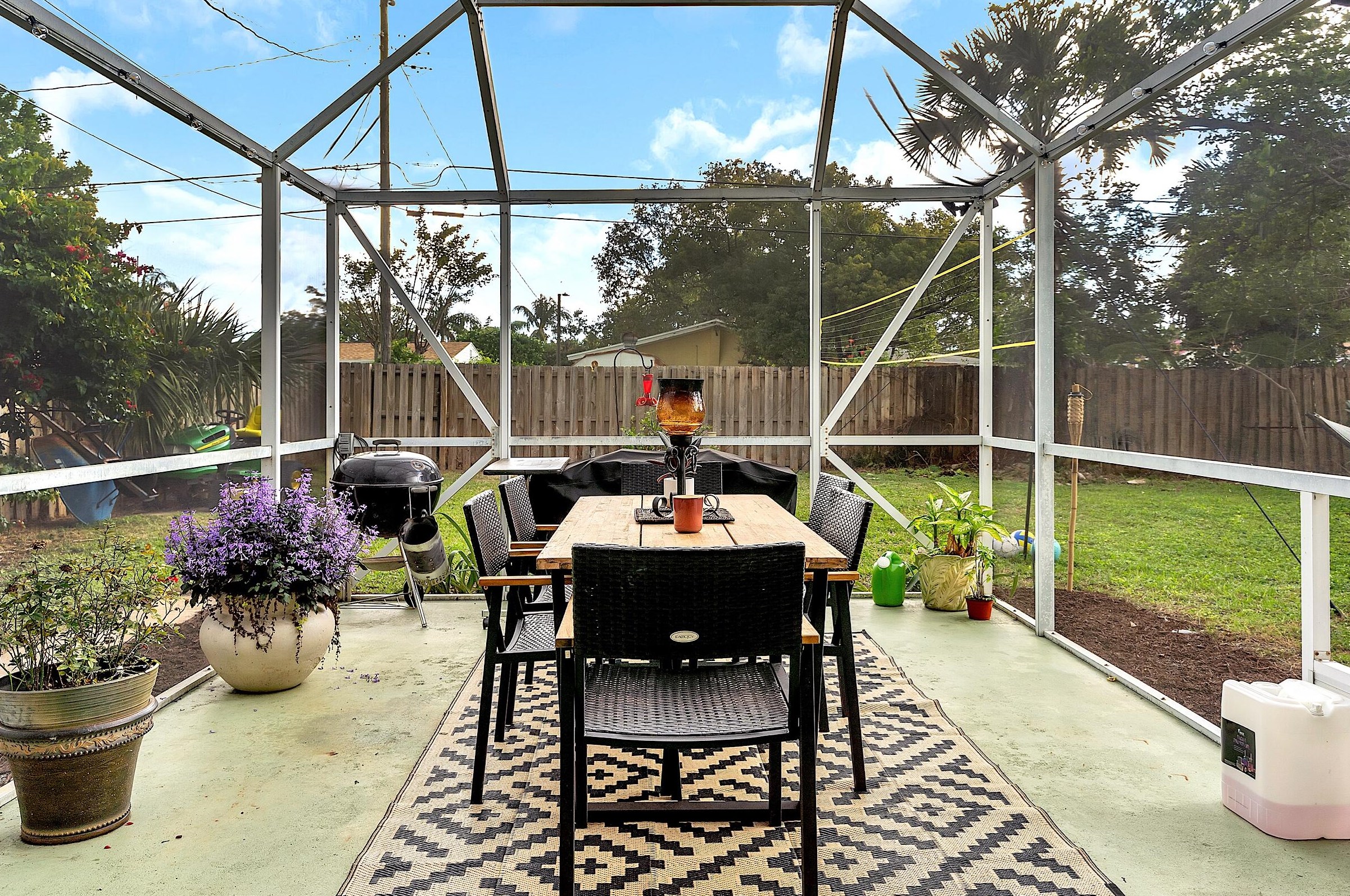 702 Snowden Dr, Lake Worth FL  33461-5734 exterior