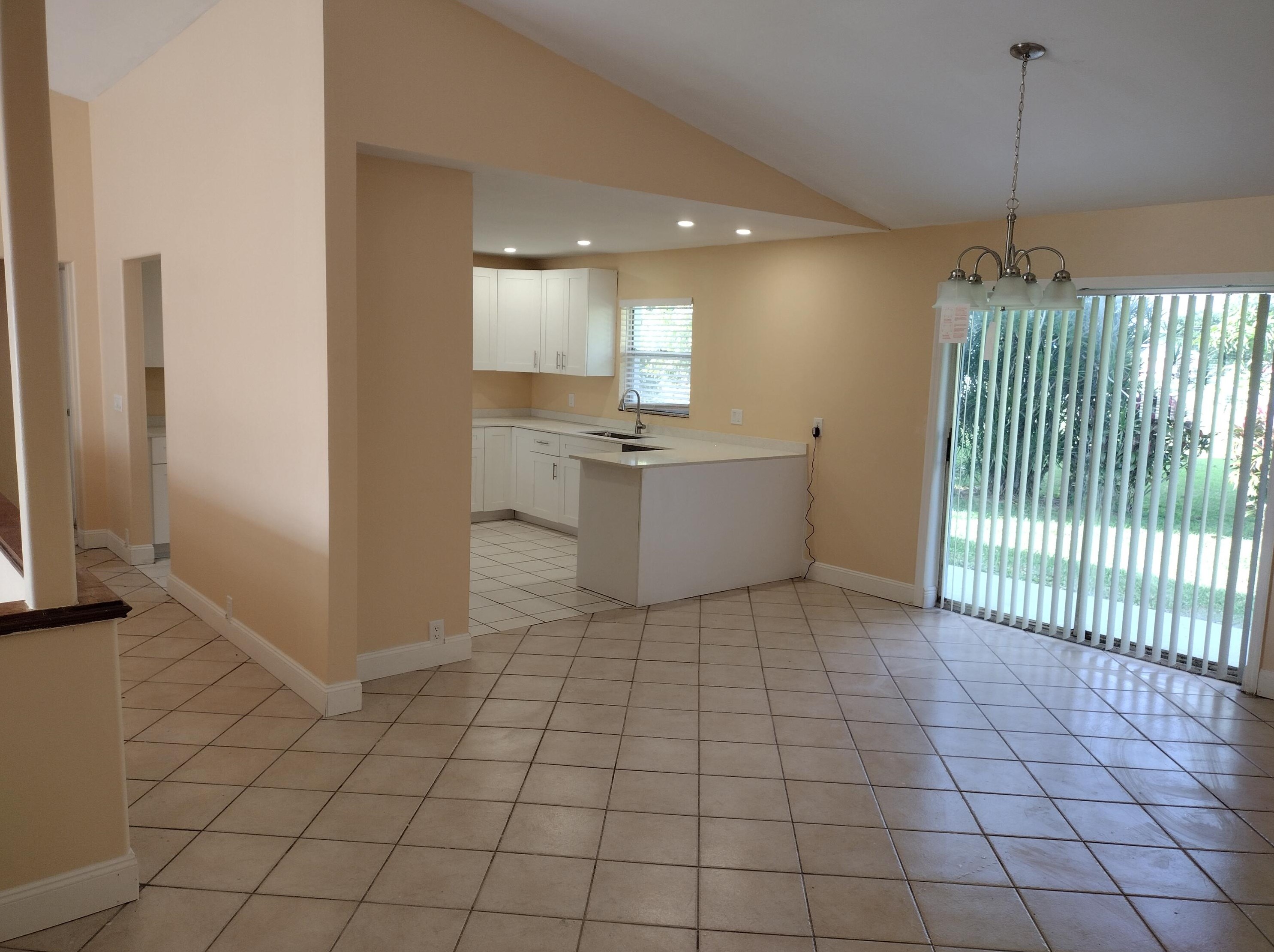 725 Florida Ave, Clewiston FL  33440-5602 exterior