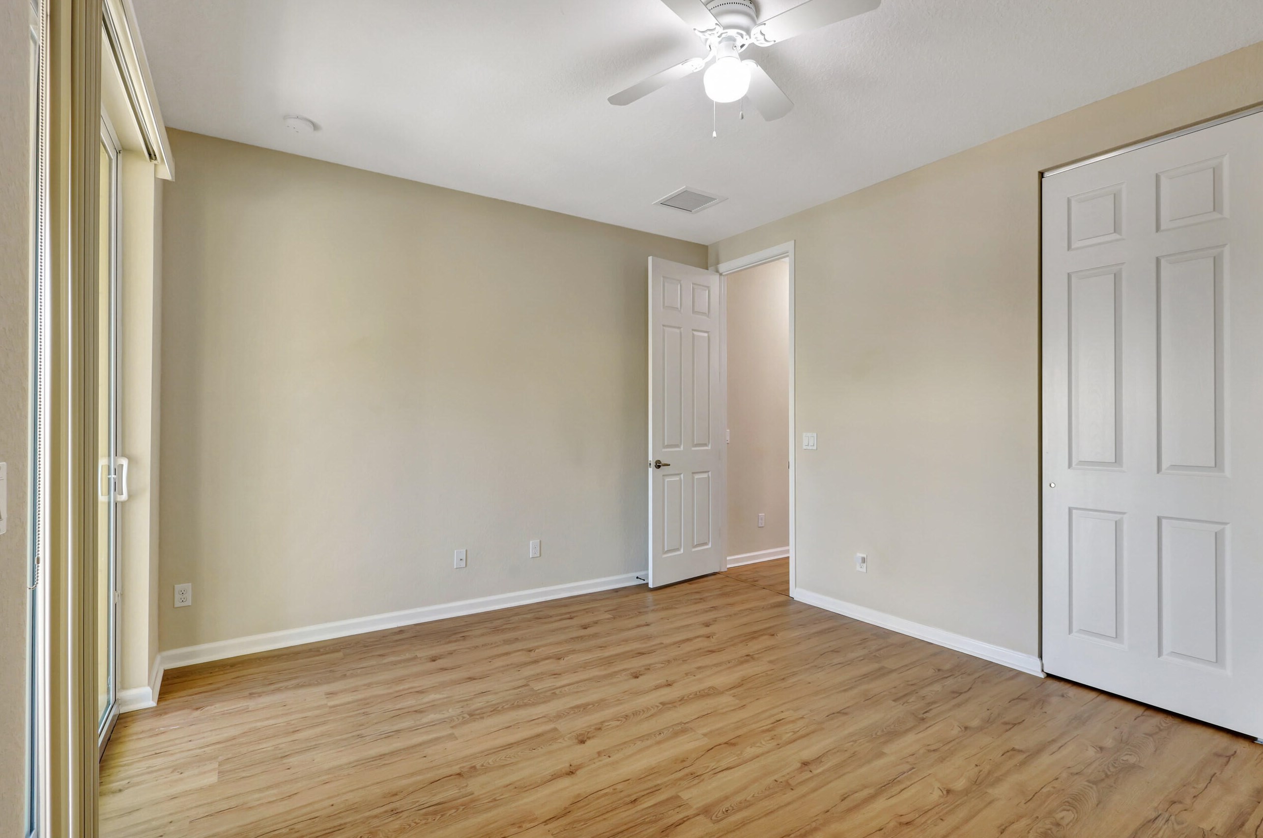 4036 Kingston Ln, West Palm Beach FL  33418-3425 exterior