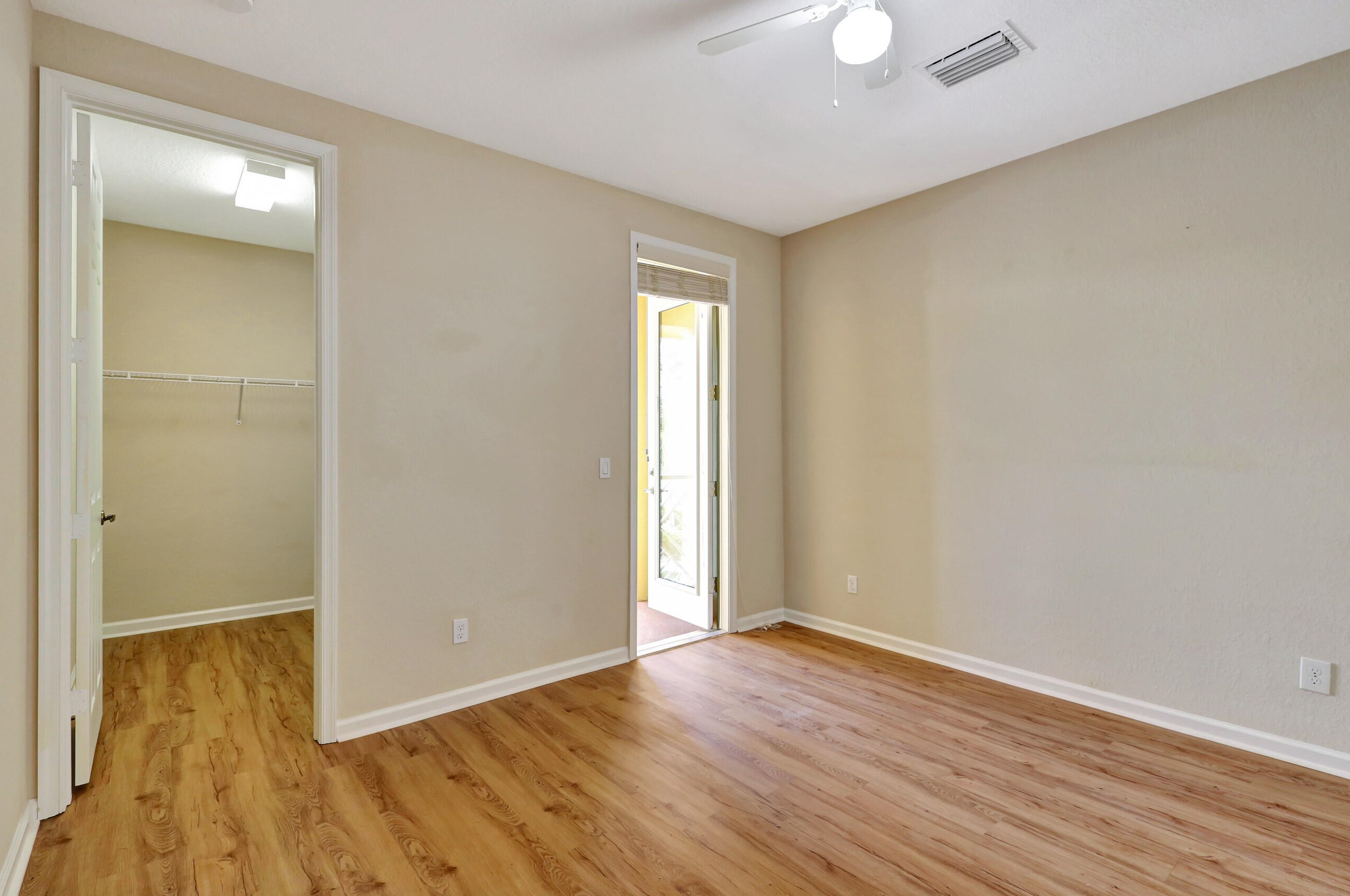 4036 Kingston Ln, West Palm Beach FL  33418-3425 exterior