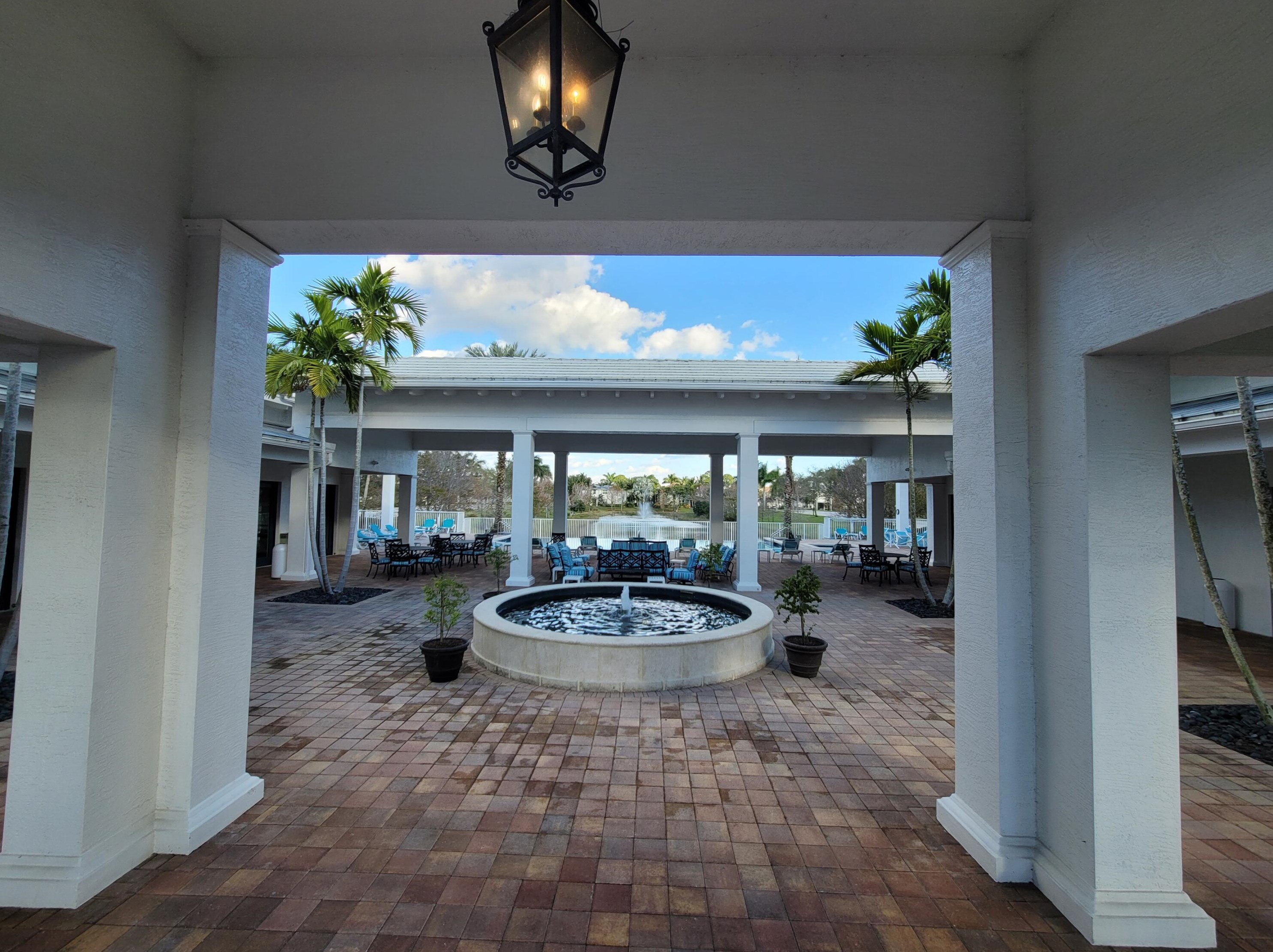 4036 Kingston Ln, West Palm Beach FL  33418-3425 exterior