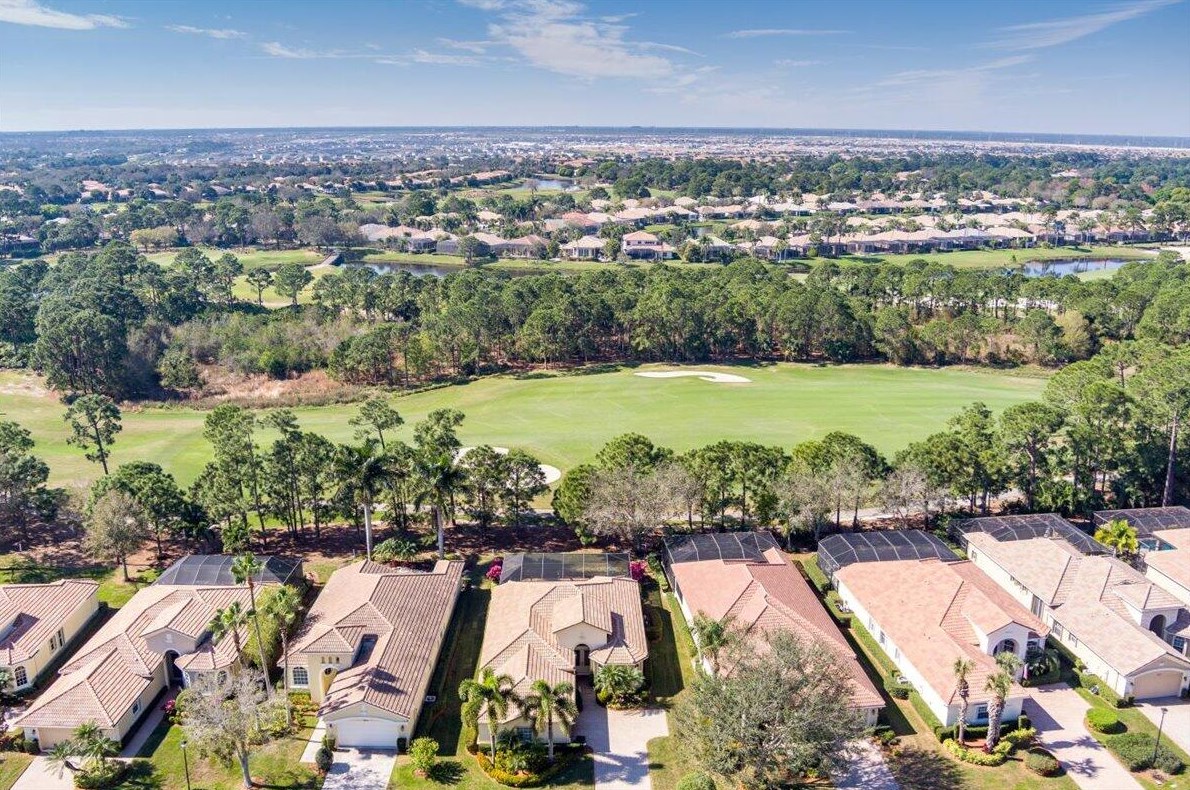 8845 Champions Way, Port Saint Lucie FL  34986-2805 exterior