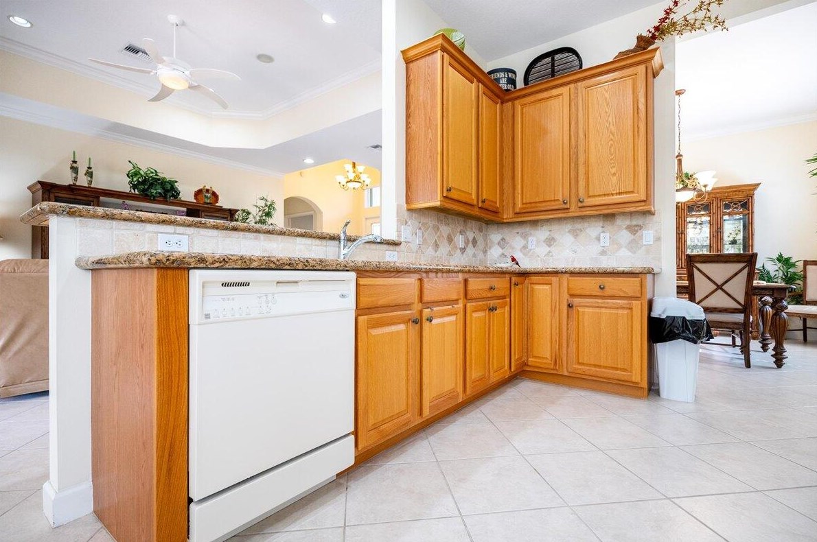 8845 Champions Way, Port Saint Lucie FL  34986-2805 exterior