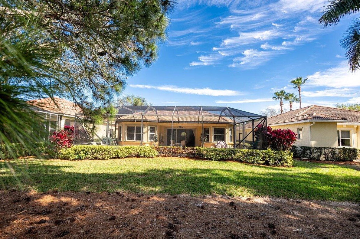 8845 Champions Way, Port Saint Lucie FL  34986-2805 exterior