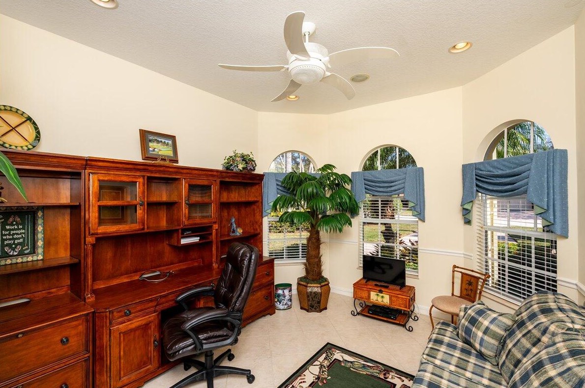 8845 Champions Way, Port Saint Lucie FL  34986-2805 exterior