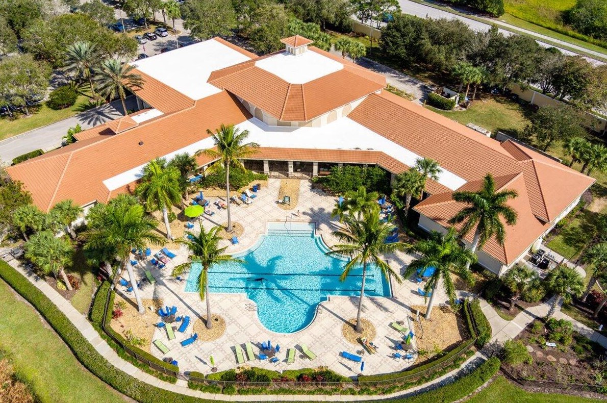 8845 Champions Way, Port Saint Lucie FL  34986-2805 exterior