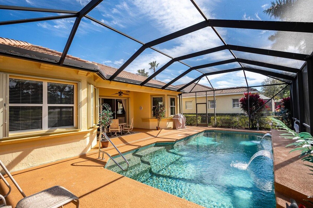 8845 Champions Way, Port Saint Lucie FL  34986-2805 exterior