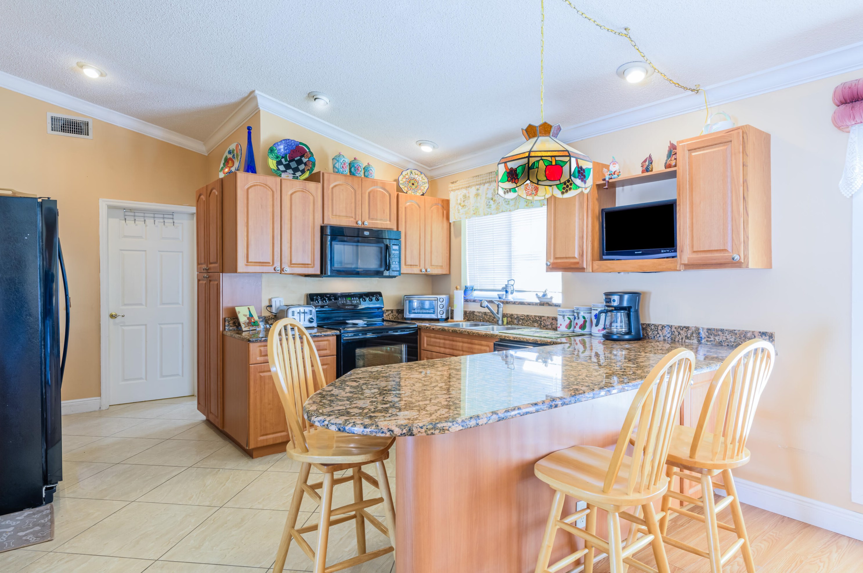 2 Cypress Rd, Lake Worth FL  33467-4814 exterior