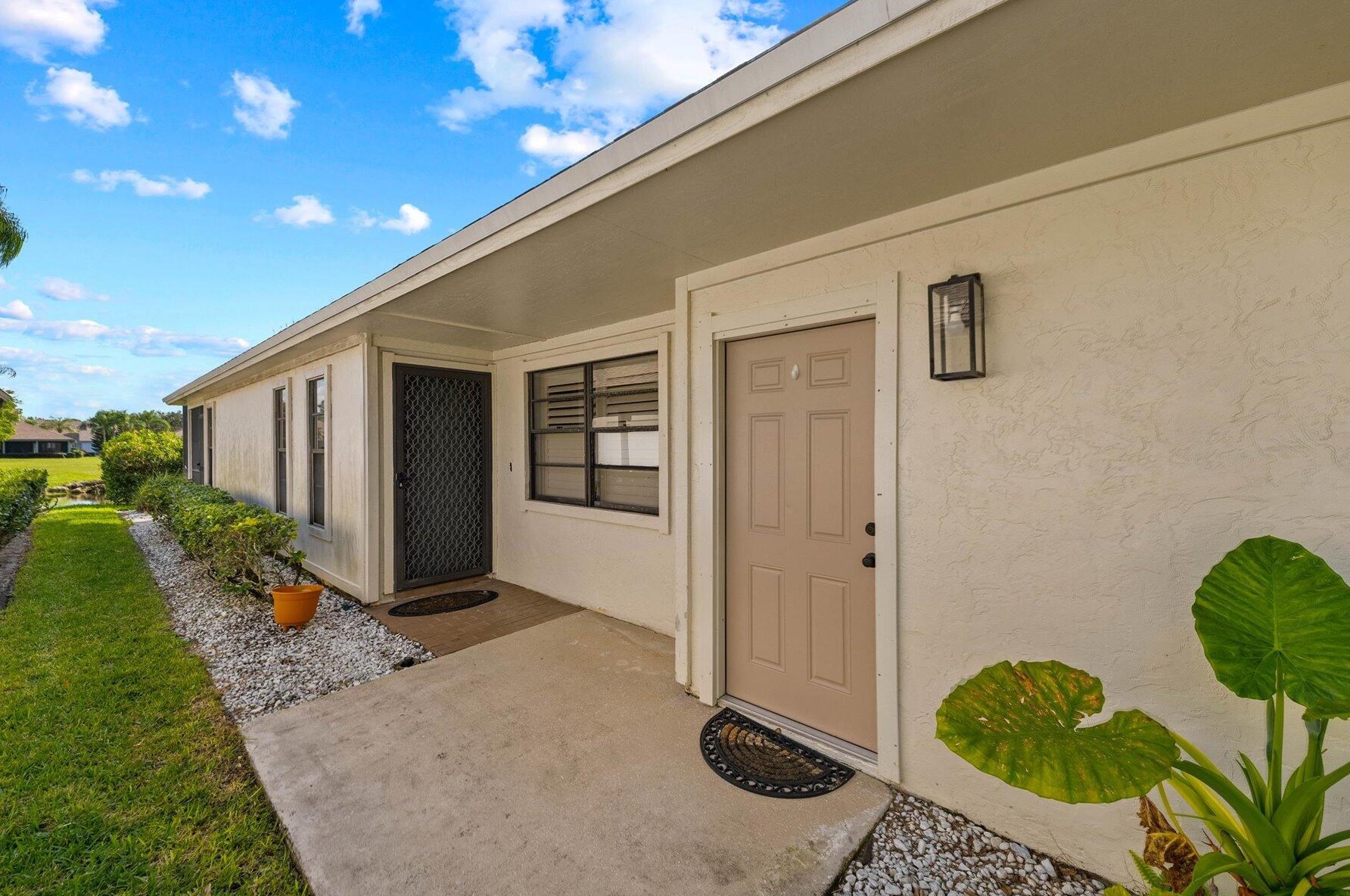 6014 Franklin Pl, Hobe Sound FL  33455-7301 exterior