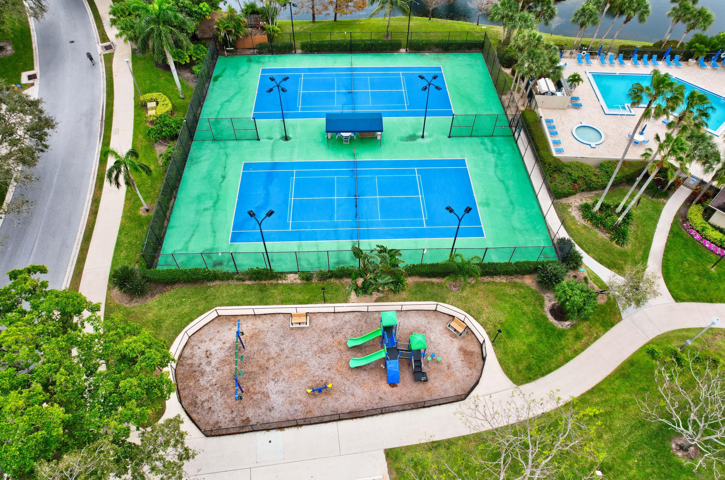 2330 23rd Ct, Jupiter FL  33477-9048 exterior