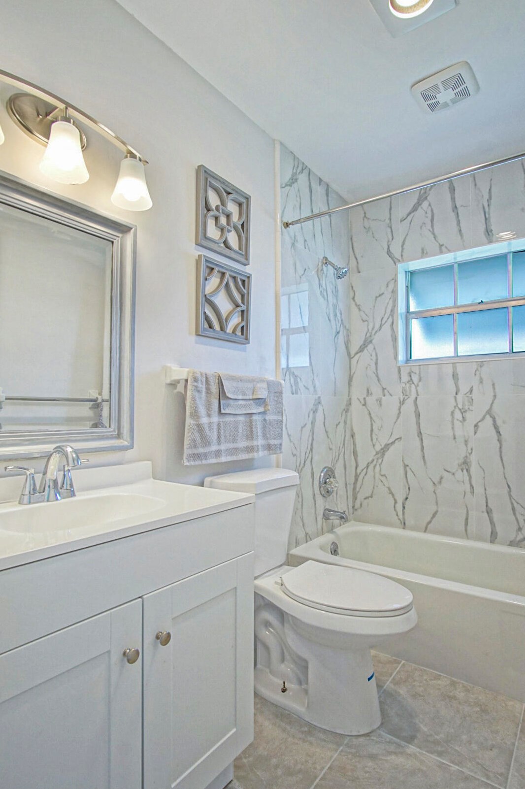 1013 Pheasant Run Dr, Fort Pierce FL 34982-6782 exterior