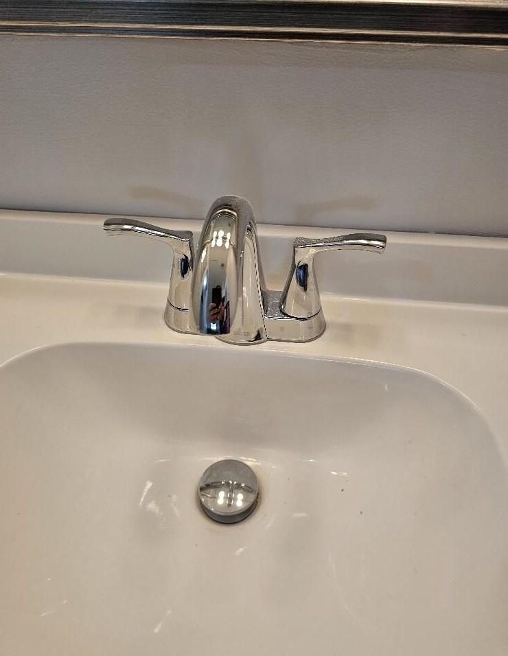 1013 Pheasant Run Dr, Fort Pierce FL 34982-6782 exterior