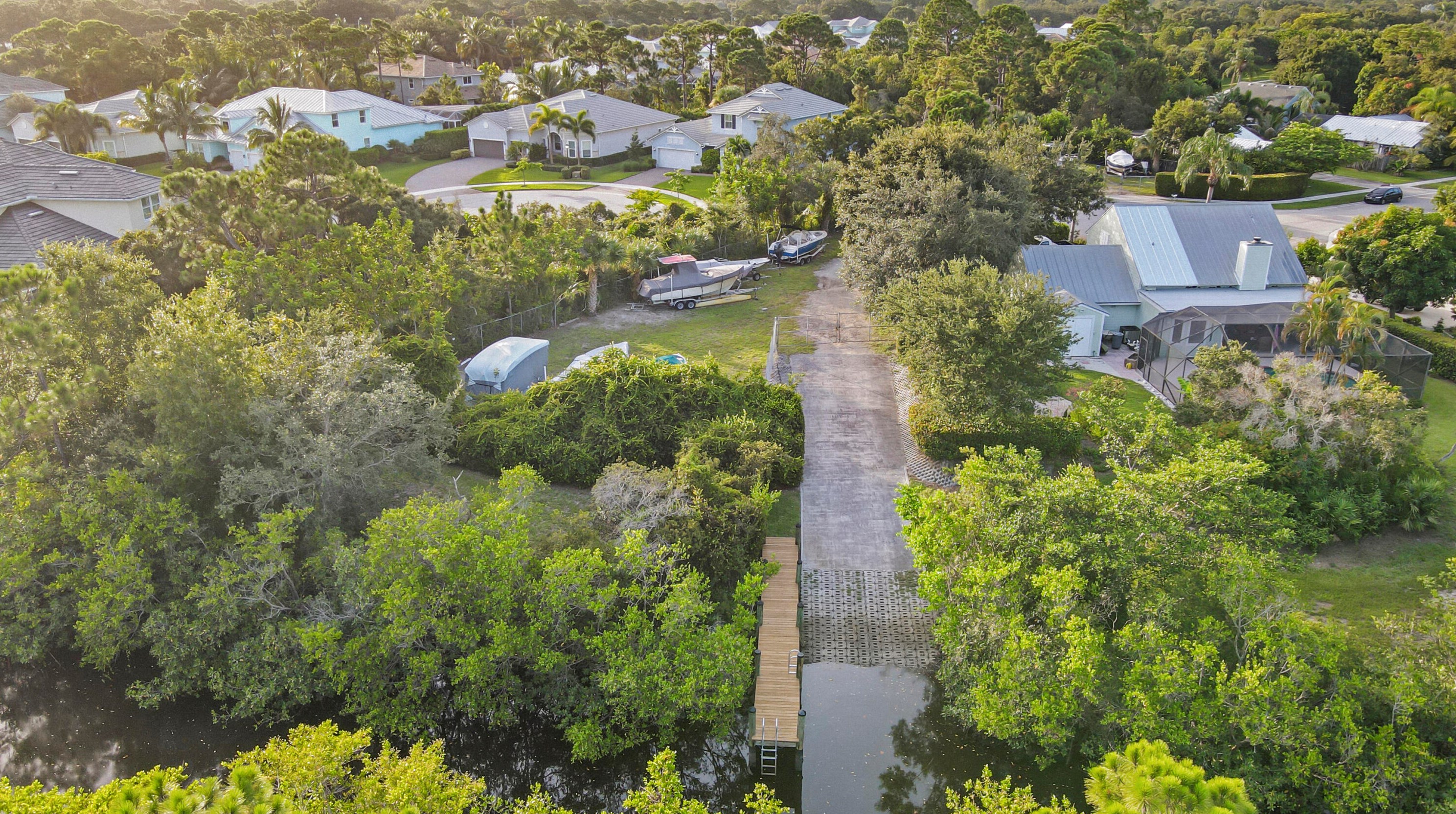 18245 Jupiter Landings Dr, Jupiter FL  33458-3356 exterior