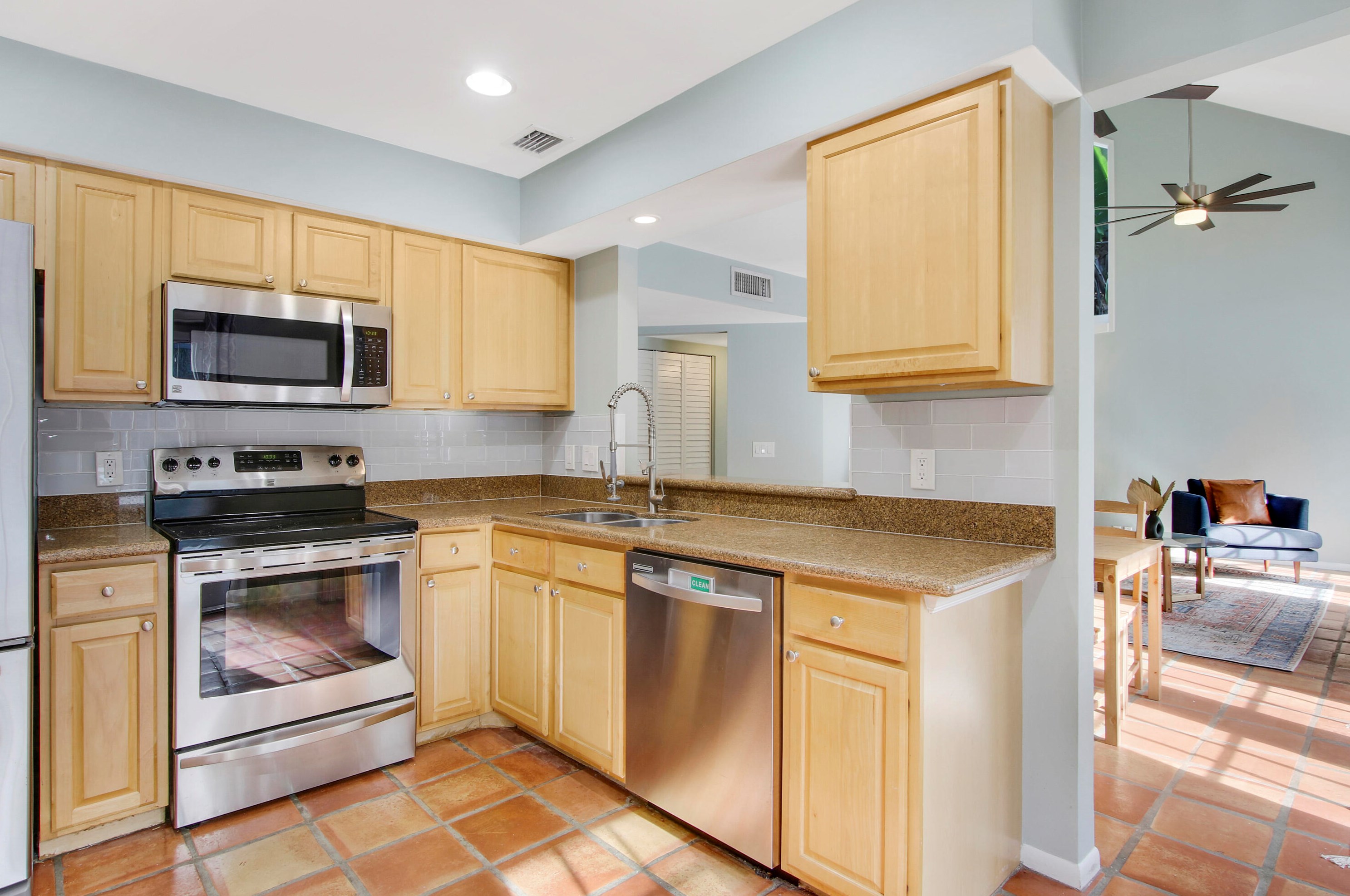 18245 Jupiter Landings Dr, Jupiter FL  33458-3356 exterior