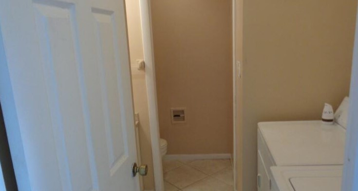 2007 Oleander Blvd, Fort Pierce FL  34950-5344 exterior