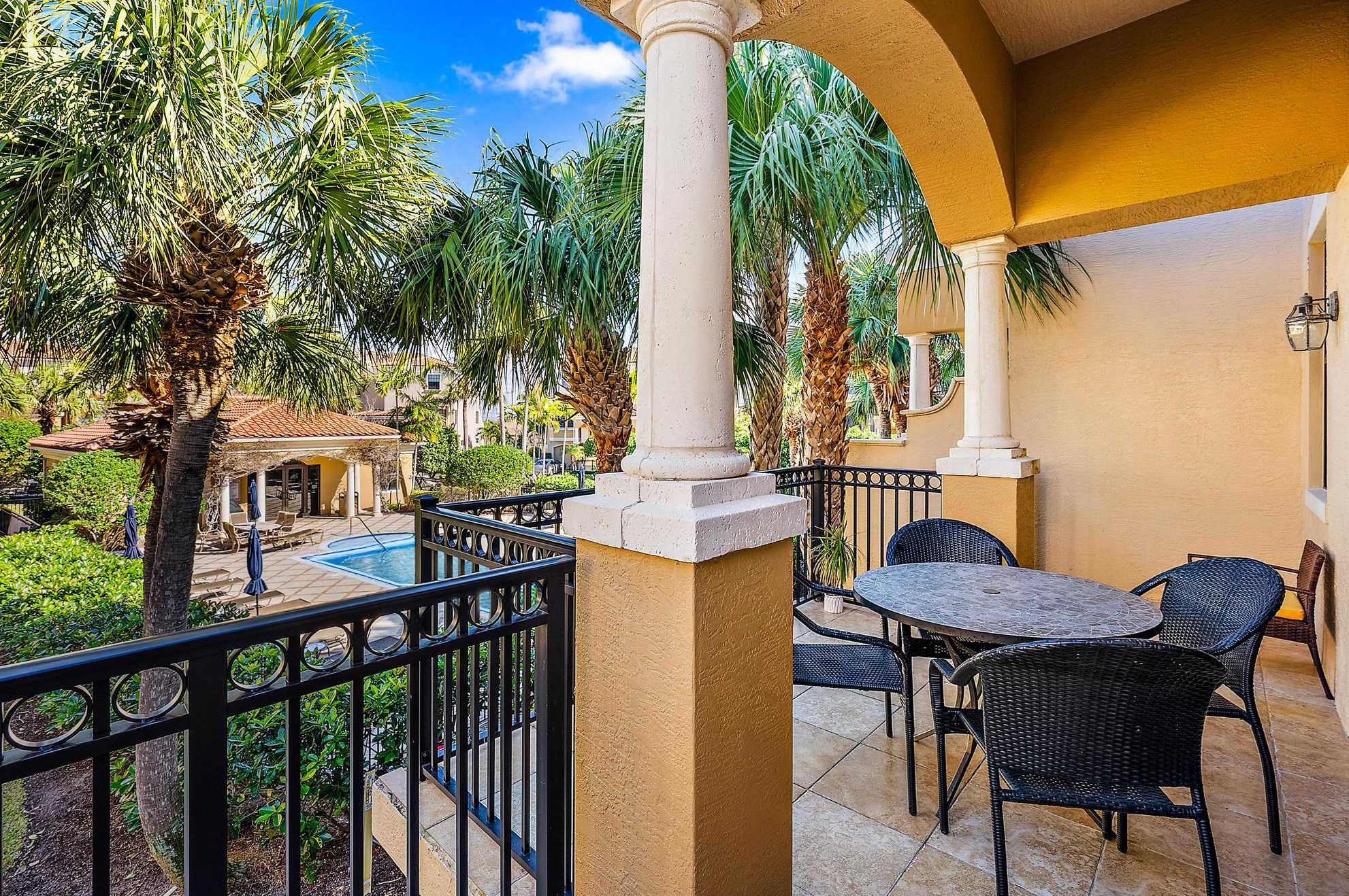 501 Del Sol Cir, Jupiter FL  33469-2225 exterior