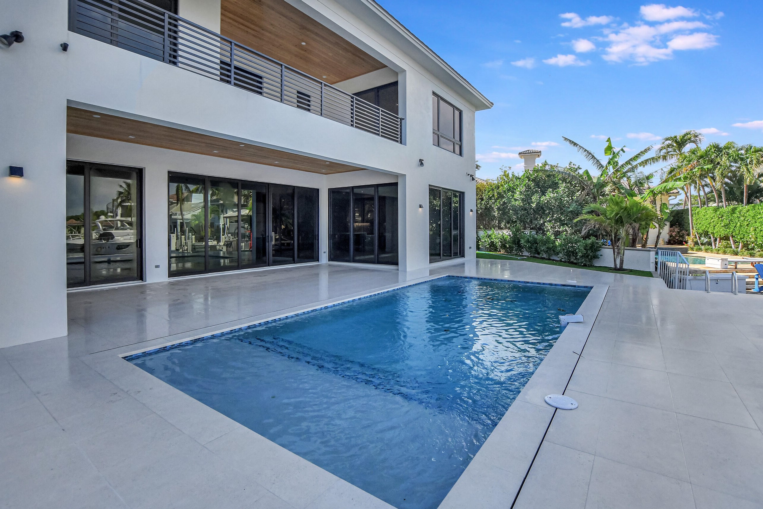 711 32 St, Boca Raton FL 33431-6918 exterior