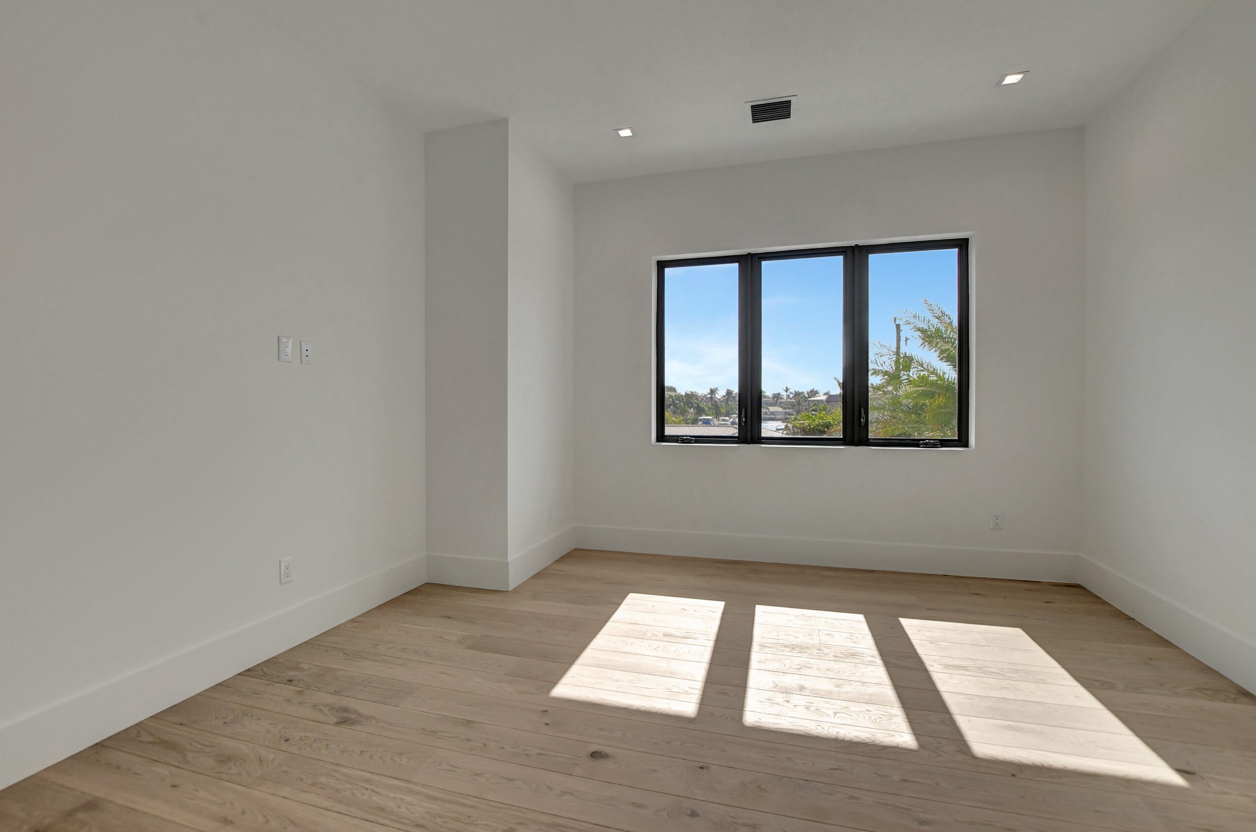 711 32 St, Boca Raton FL 33431-6918 exterior