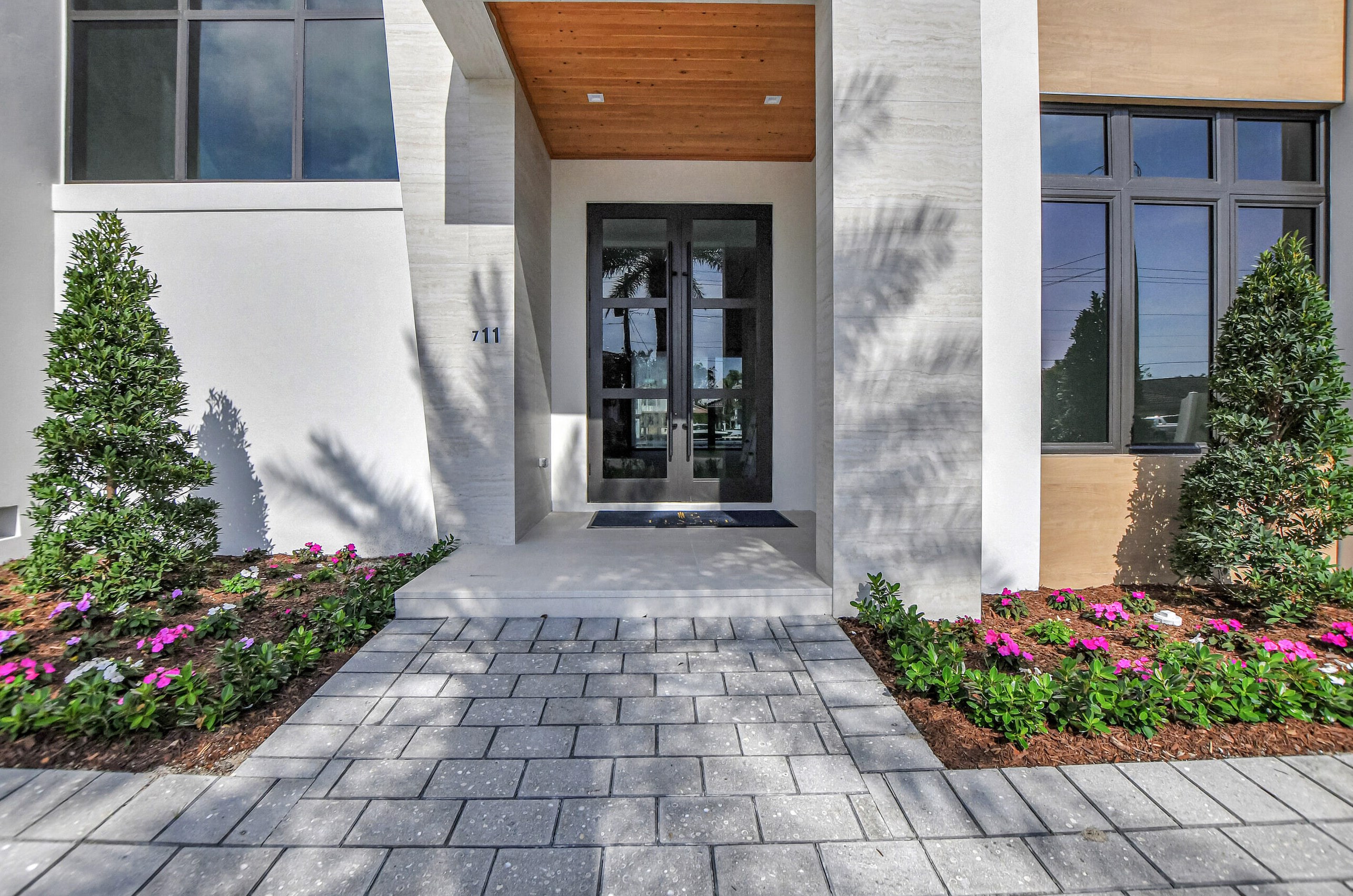 711 32 St, Boca Raton FL 33431-6918 exterior