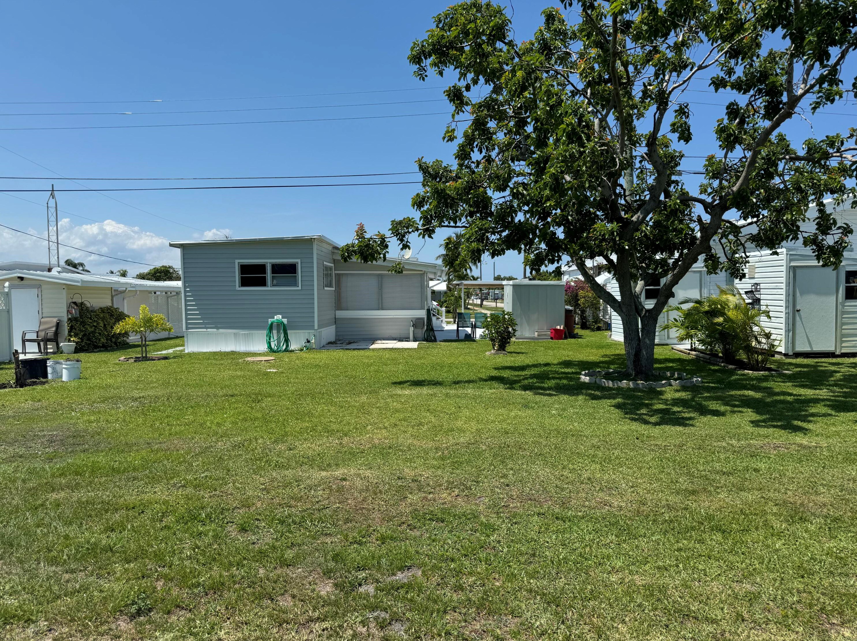 4166 Bobwhite Dr, Boynton Beach FL  33436-2602 exterior