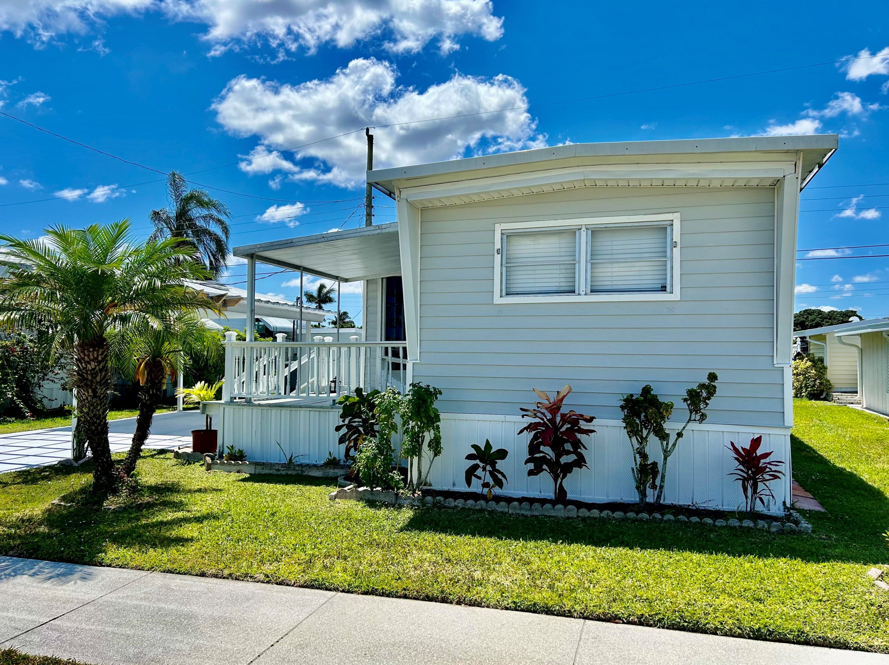 4166 Bobwhite Dr, Boynton Beach FL  33436-2602 exterior