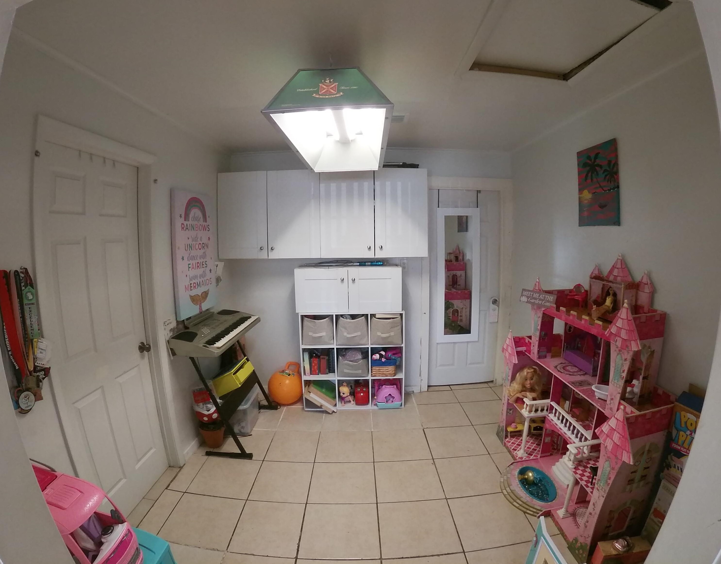 1720 Lavue Ave, Lake Worth FL  33460-2410 exterior