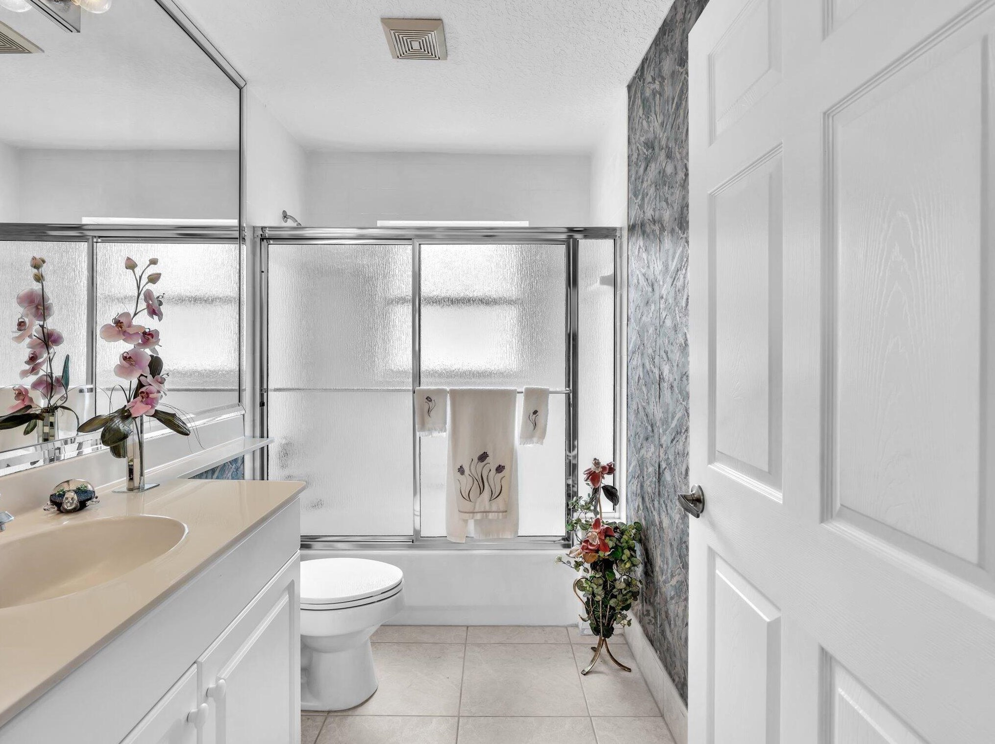 6840 Lismore Ave, Boynton Beach FL  33437-6441 exterior