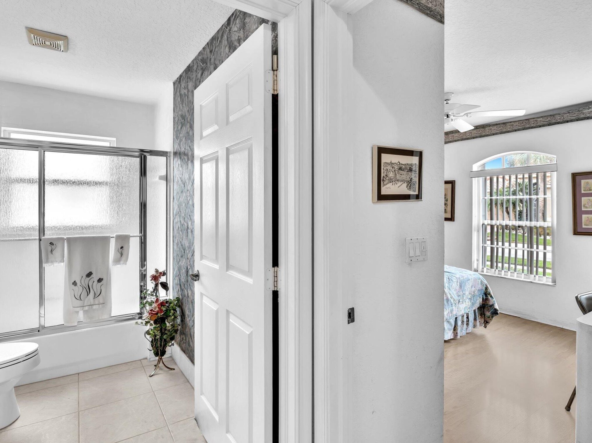 6840 Lismore Ave, Boynton Beach FL  33437-6441 exterior