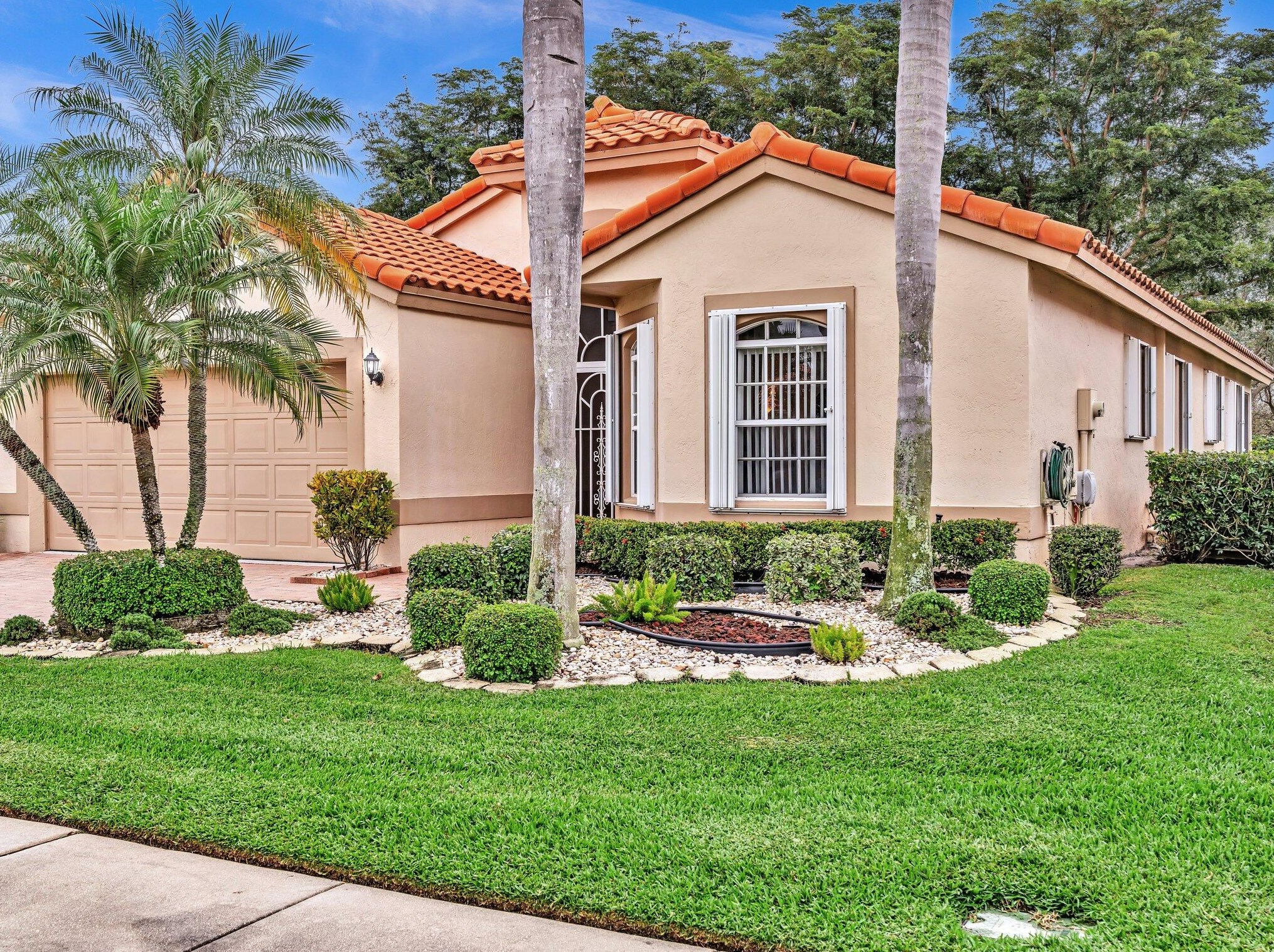 6840 Lismore Ave, Boynton Beach FL  33437-6441 exterior