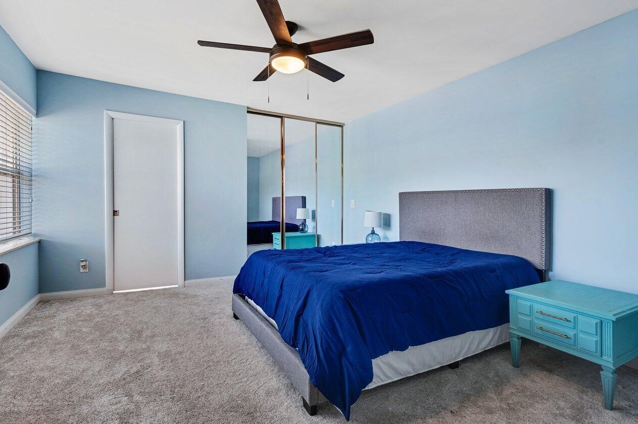 4003 Medford Ct, Boynton Beach FL 33436-9062 exterior