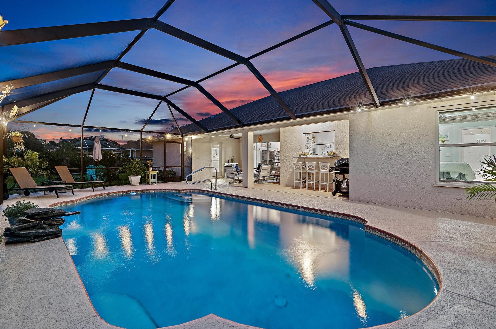 5884 Carovel Ave, Fort Pierce FL  34986-3801 exterior