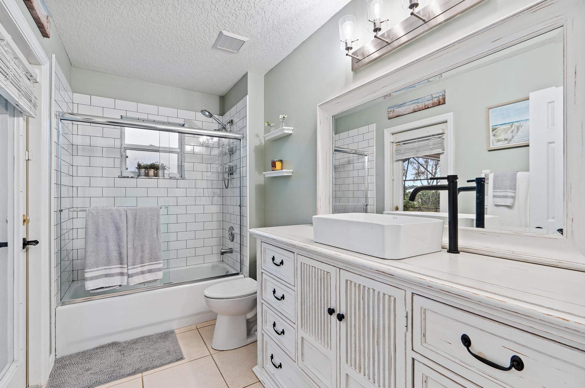 5884 Carovel Ave, Fort Pierce FL  34986-3801 exterior