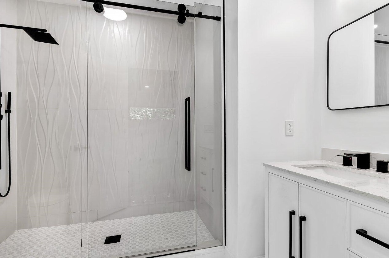 6975 Calumet Cir, Lake Worth FL 33467-7005 exterior