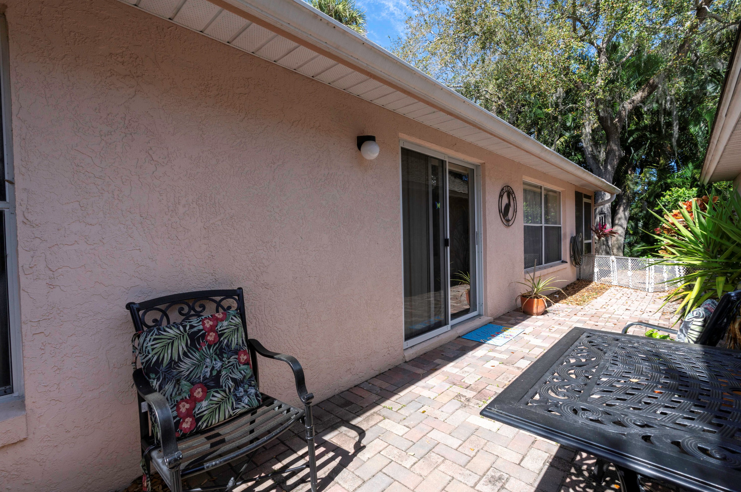 482 10th Pl, Vero Beach FL  32960-6818 exterior