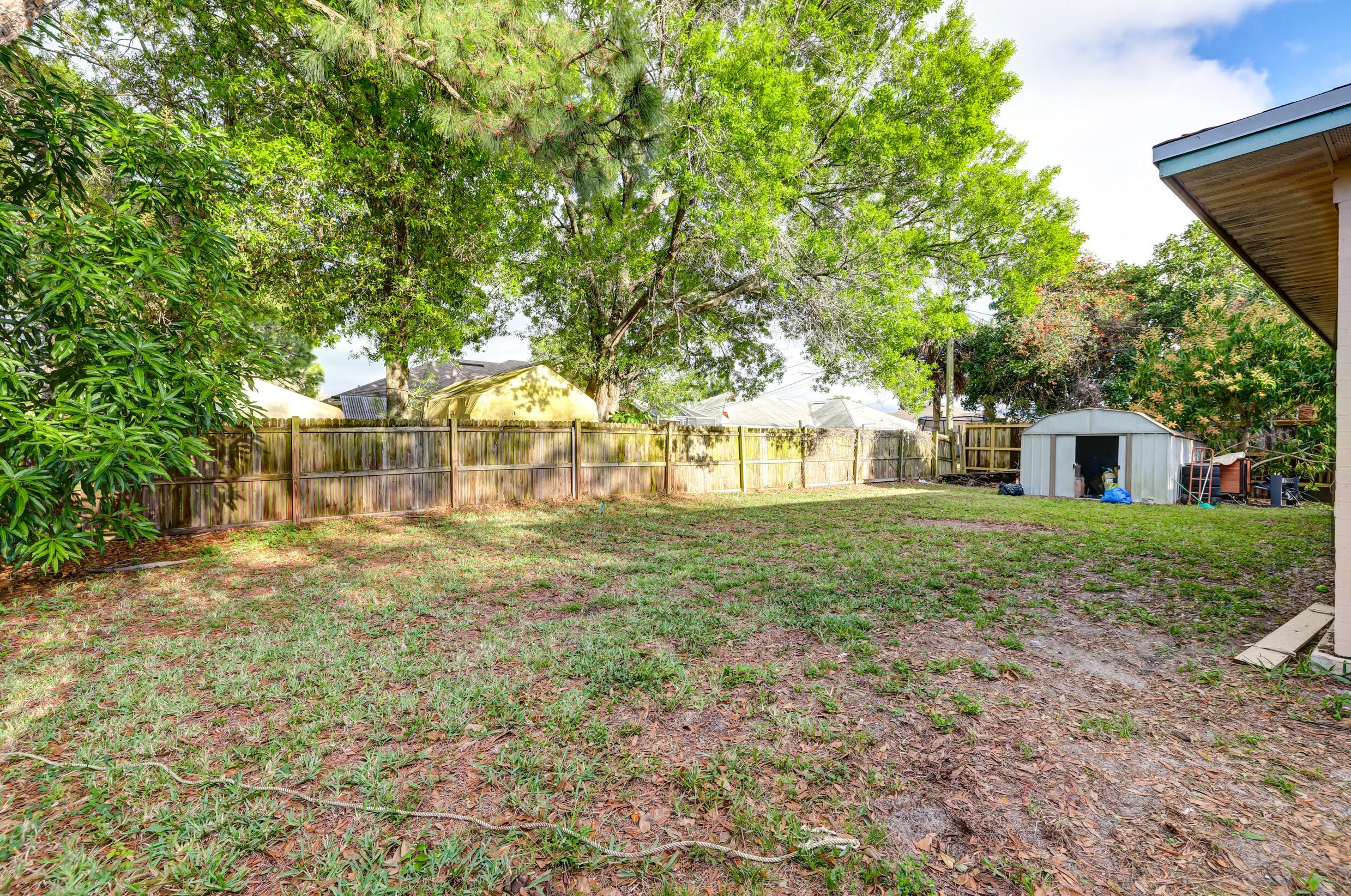 3901 Jarmer Rd, Fort Pierce FL  34953-3648 exterior