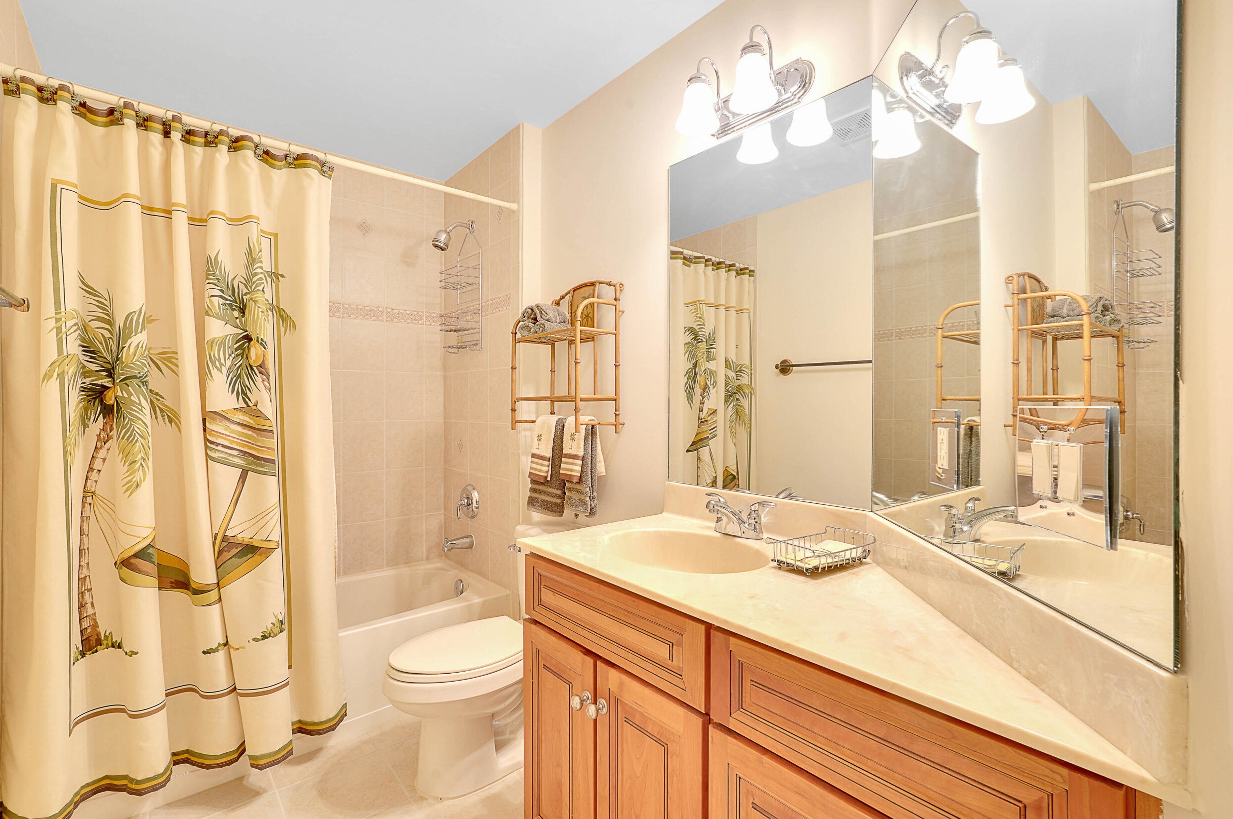 204 Del Sol Cir, Jupiter FL 33469-2229 exterior