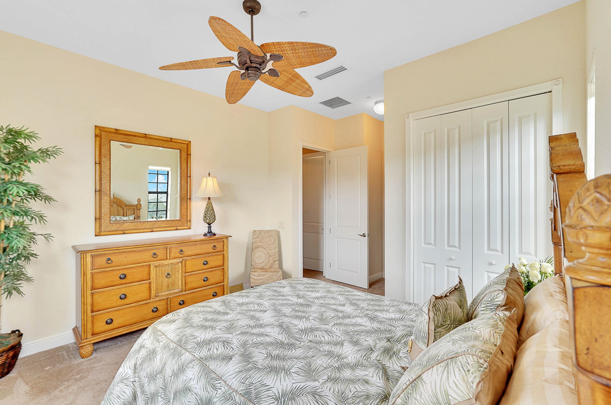 204 Del Sol Cir, Jupiter FL 33469-2229 exterior