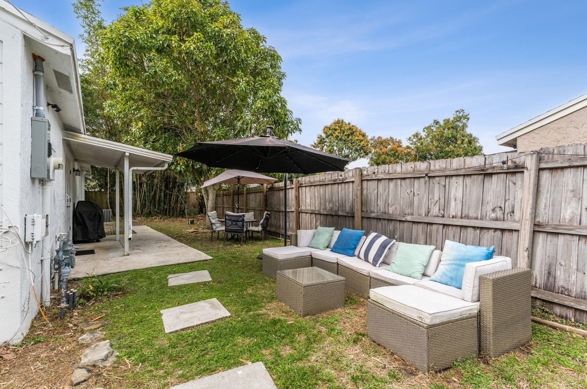 4481 Nicia Way, Lake Worth FL  33463-4684 exterior