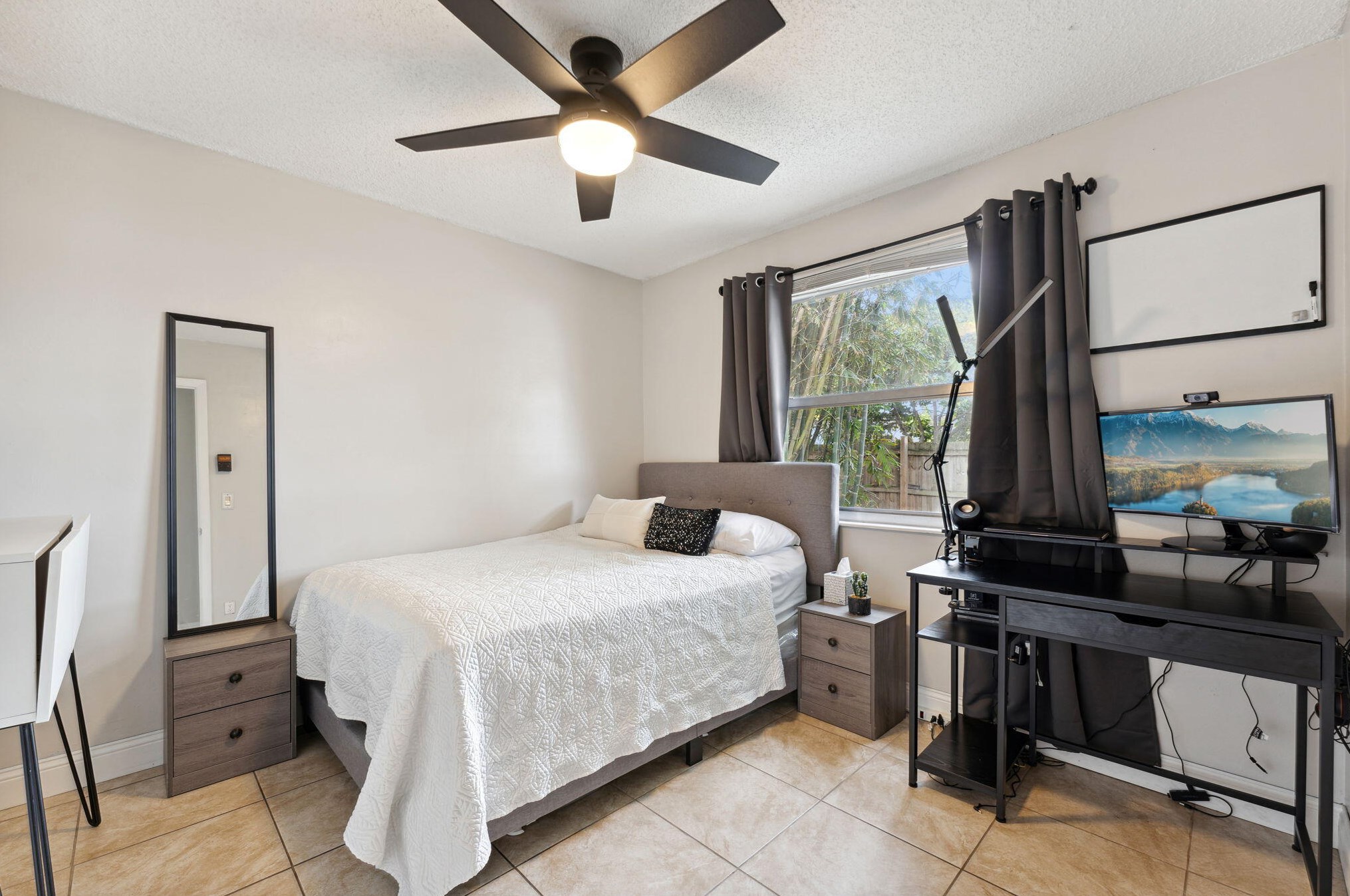 4481 Nicia Way, Lake Worth FL  33463-4684 exterior