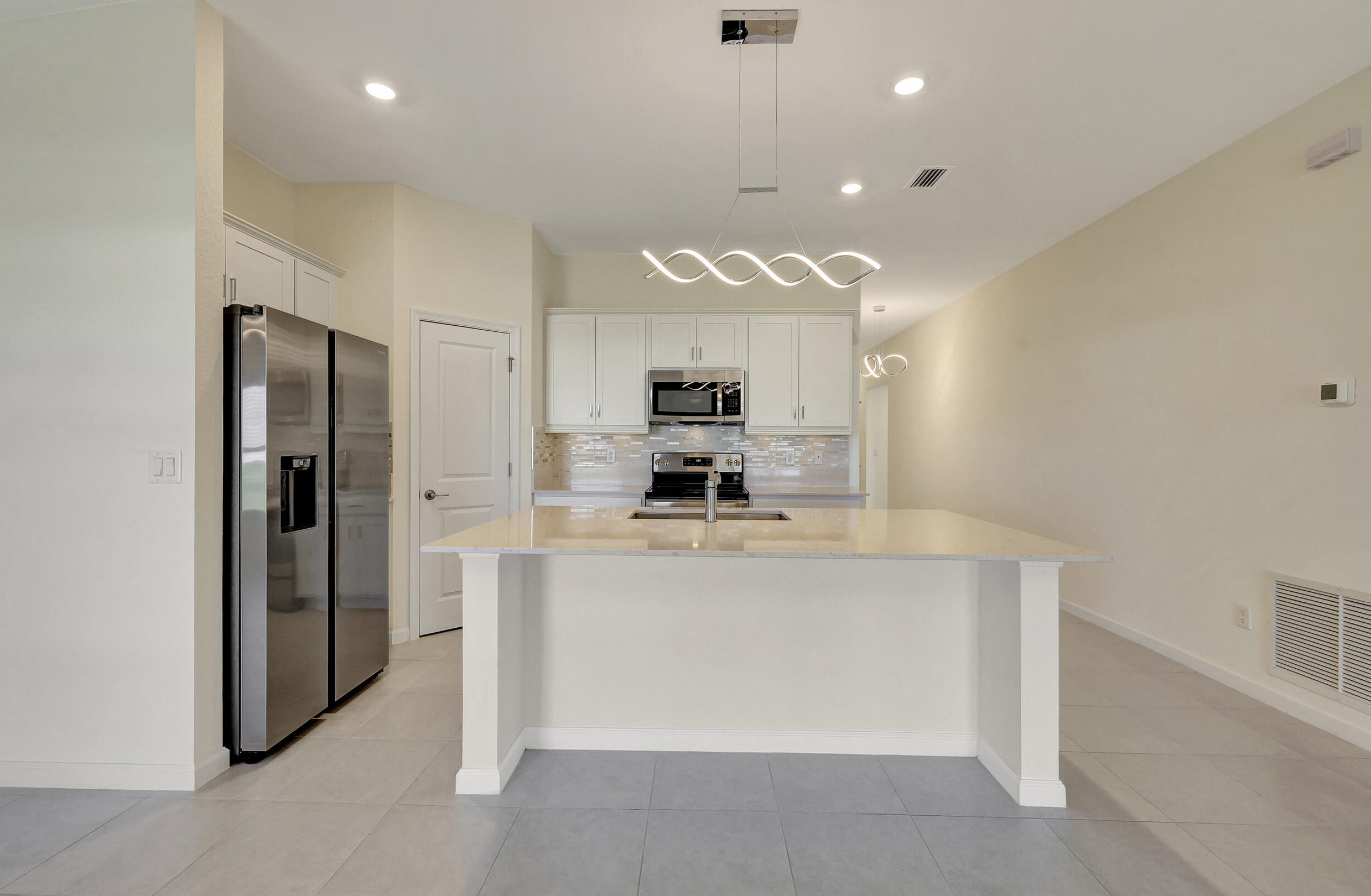 988 Bent Creek Dr, Fort Pierce FL  34947-1332 exterior