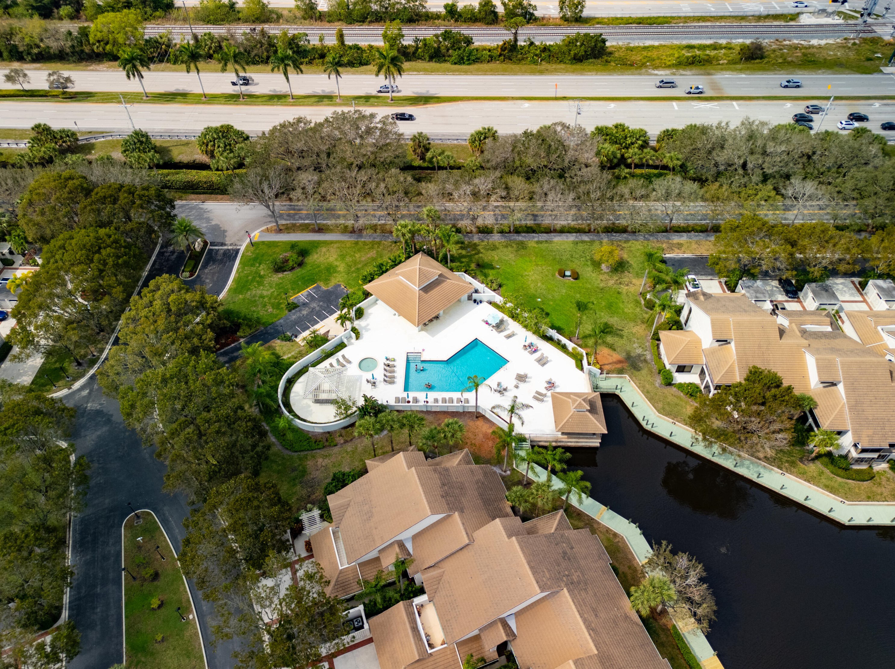 3911 Back Bay Dr, Jupiter FL  33477-2316 exterior