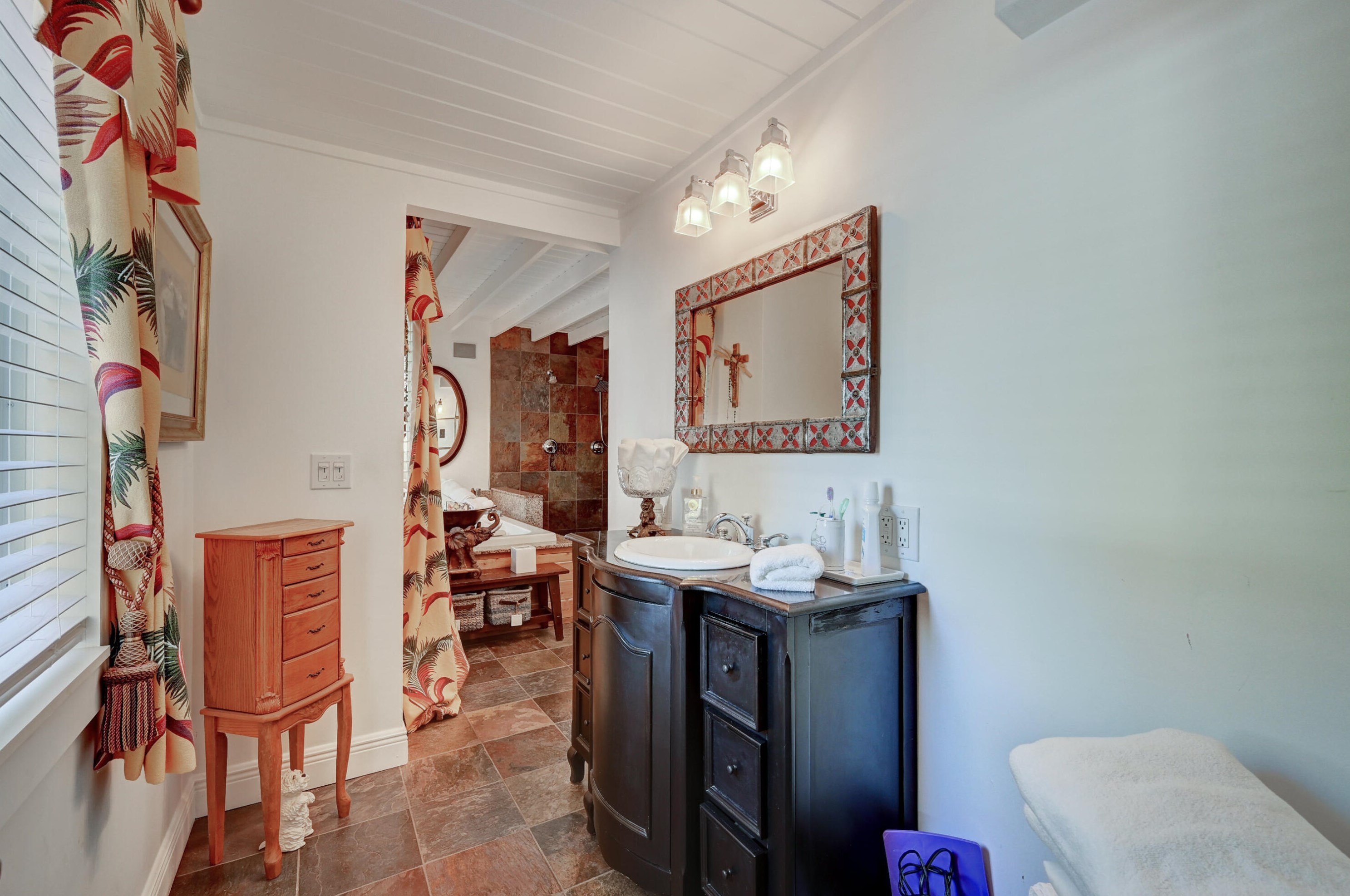 665 Forsyth St, Boca Raton FL 33487-3202 exterior