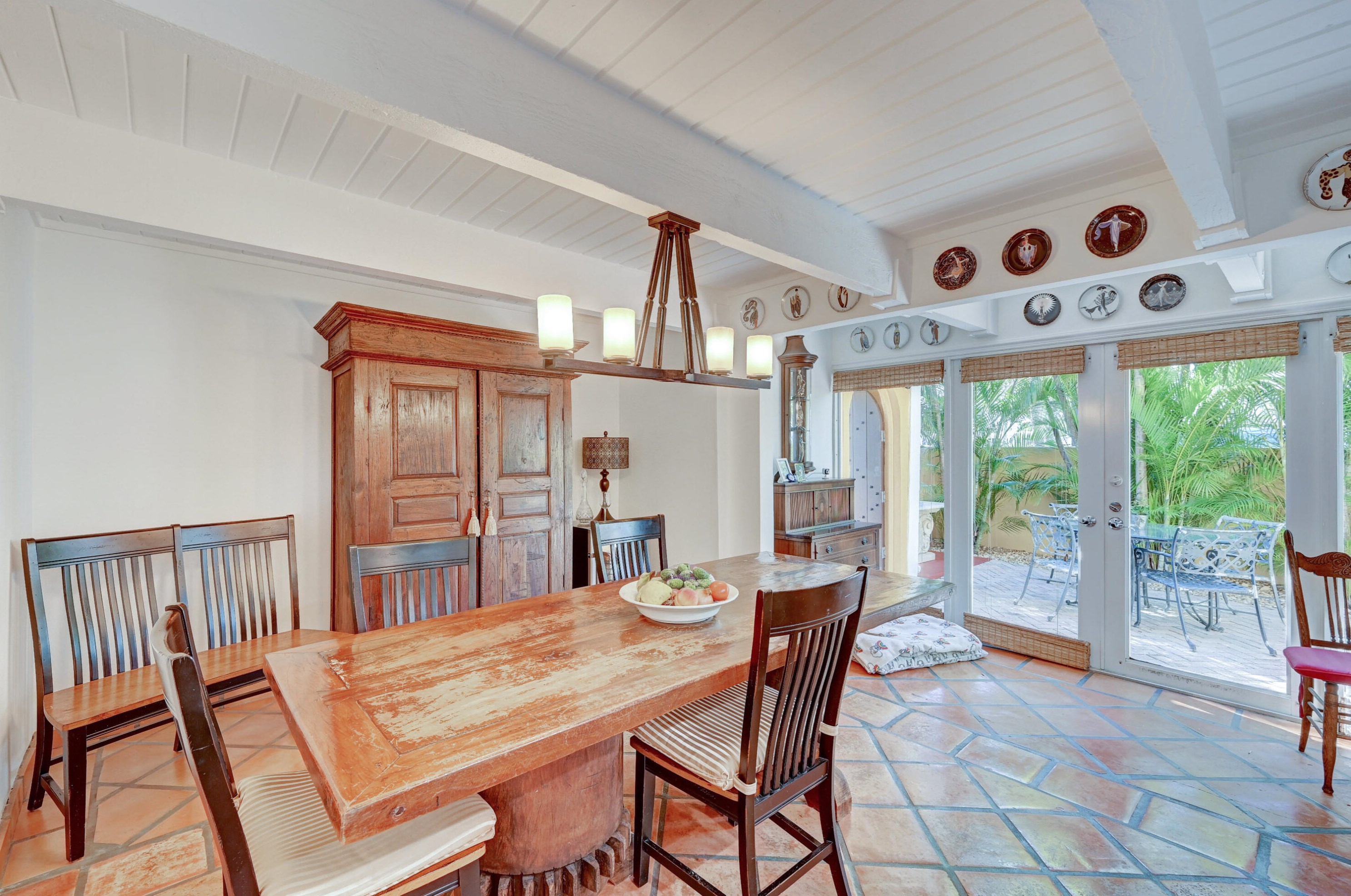 665 Forsyth St, Boca Raton FL 33487-3202 exterior