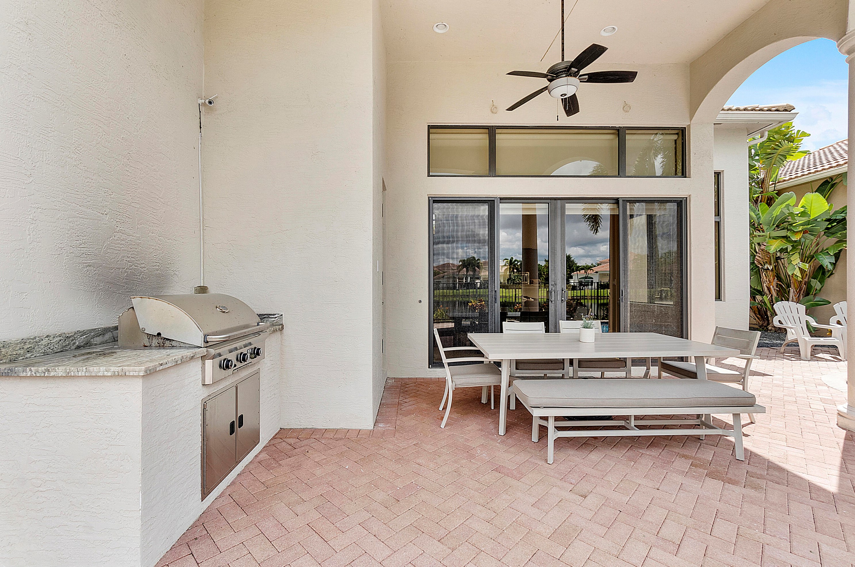 17827 Lk Azure Way, Boca Raton FL 33496-1048 exterior