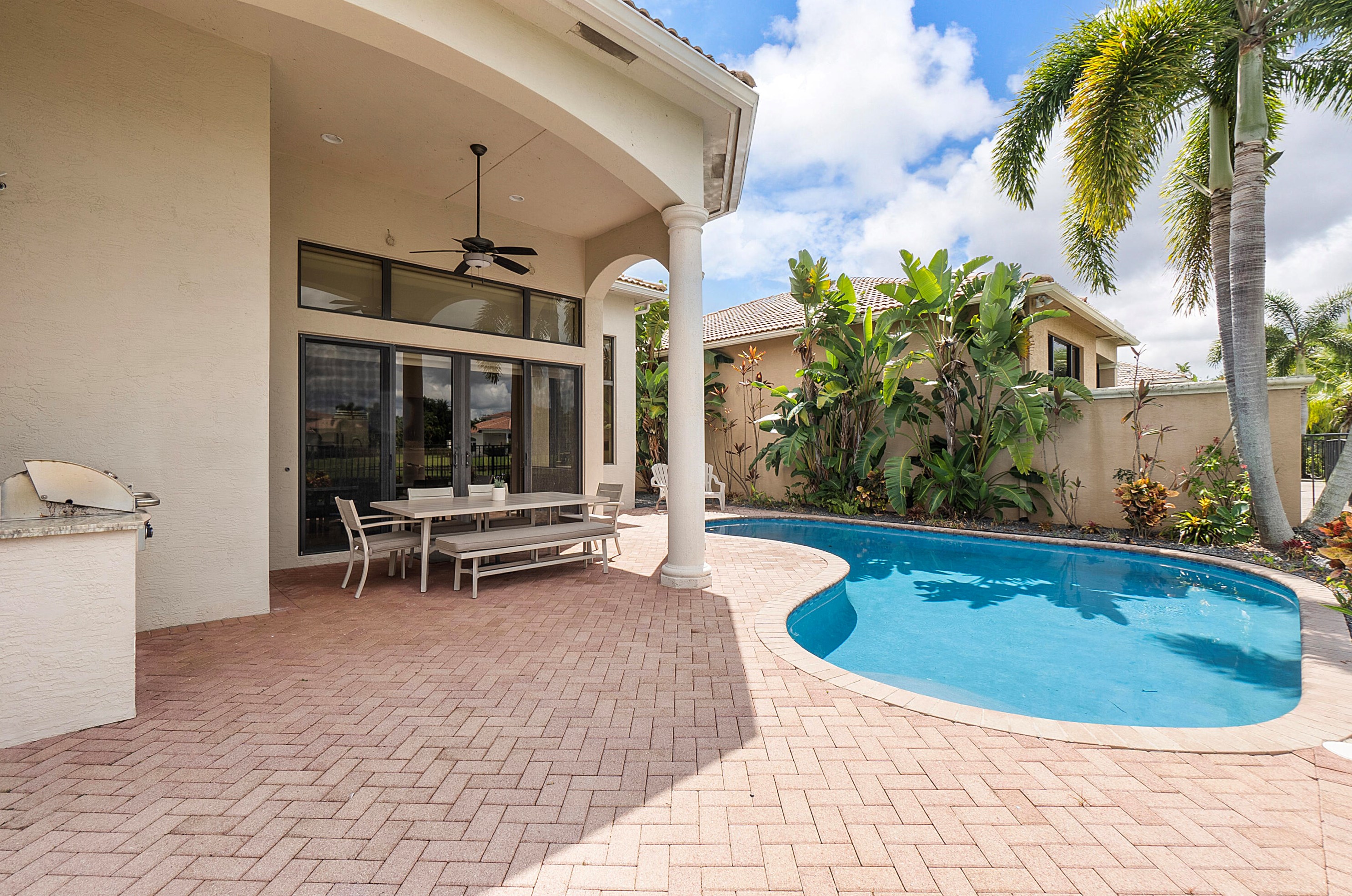 17827 Lk Azure Way, Boca Raton FL 33496-1048 exterior