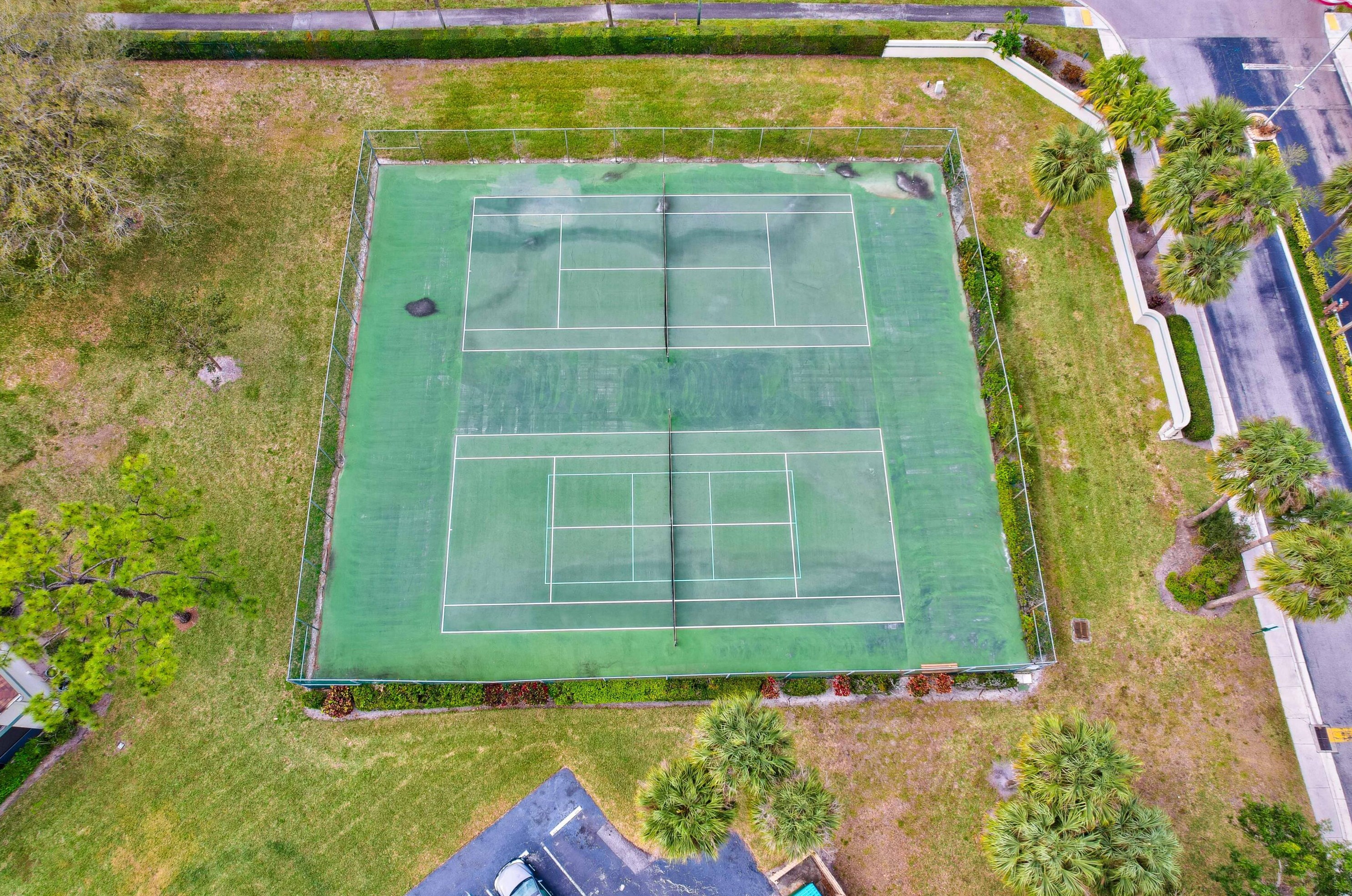 6286 Chasewood Dr, Jupiter FL  33458-5818 exterior