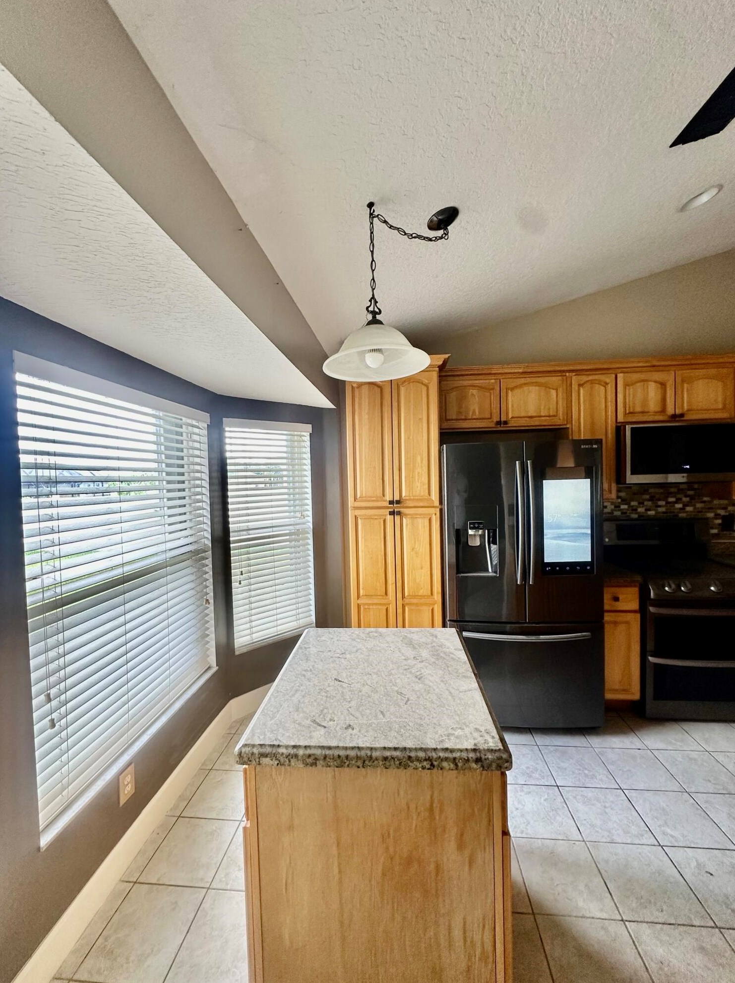 711 Virginia St, Fort Pierce FL  34983-1148 exterior