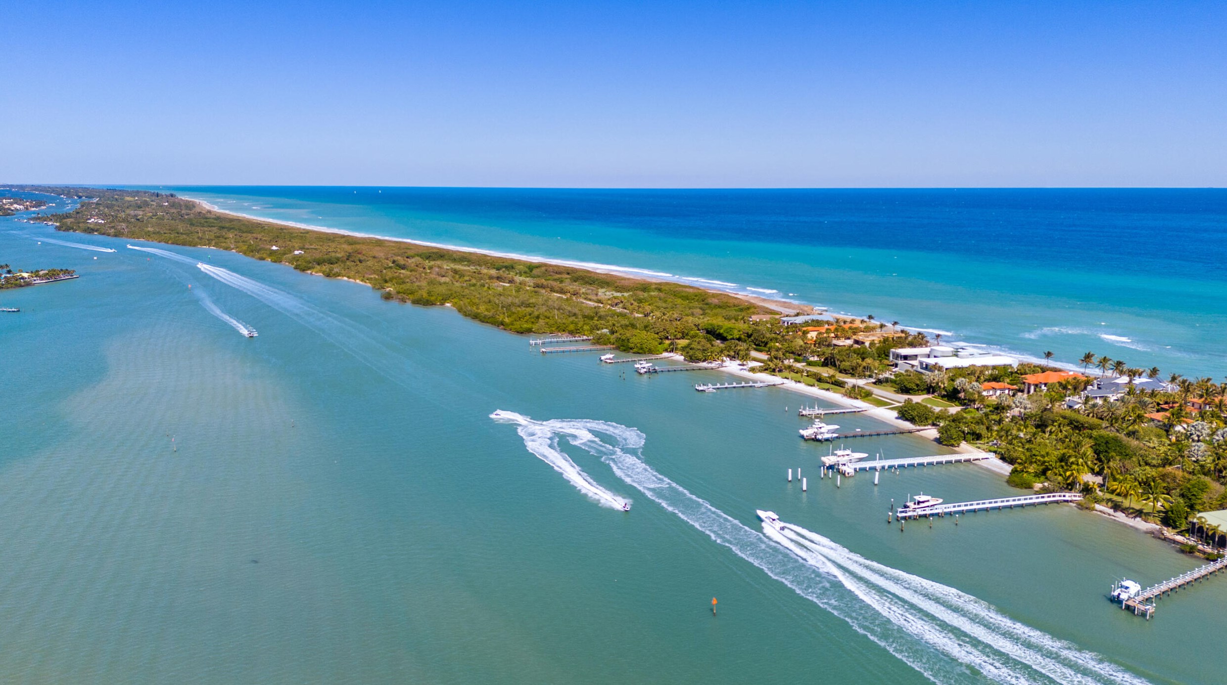 405 Del Sol Cir, Jupiter FL 33469-2229 exterior